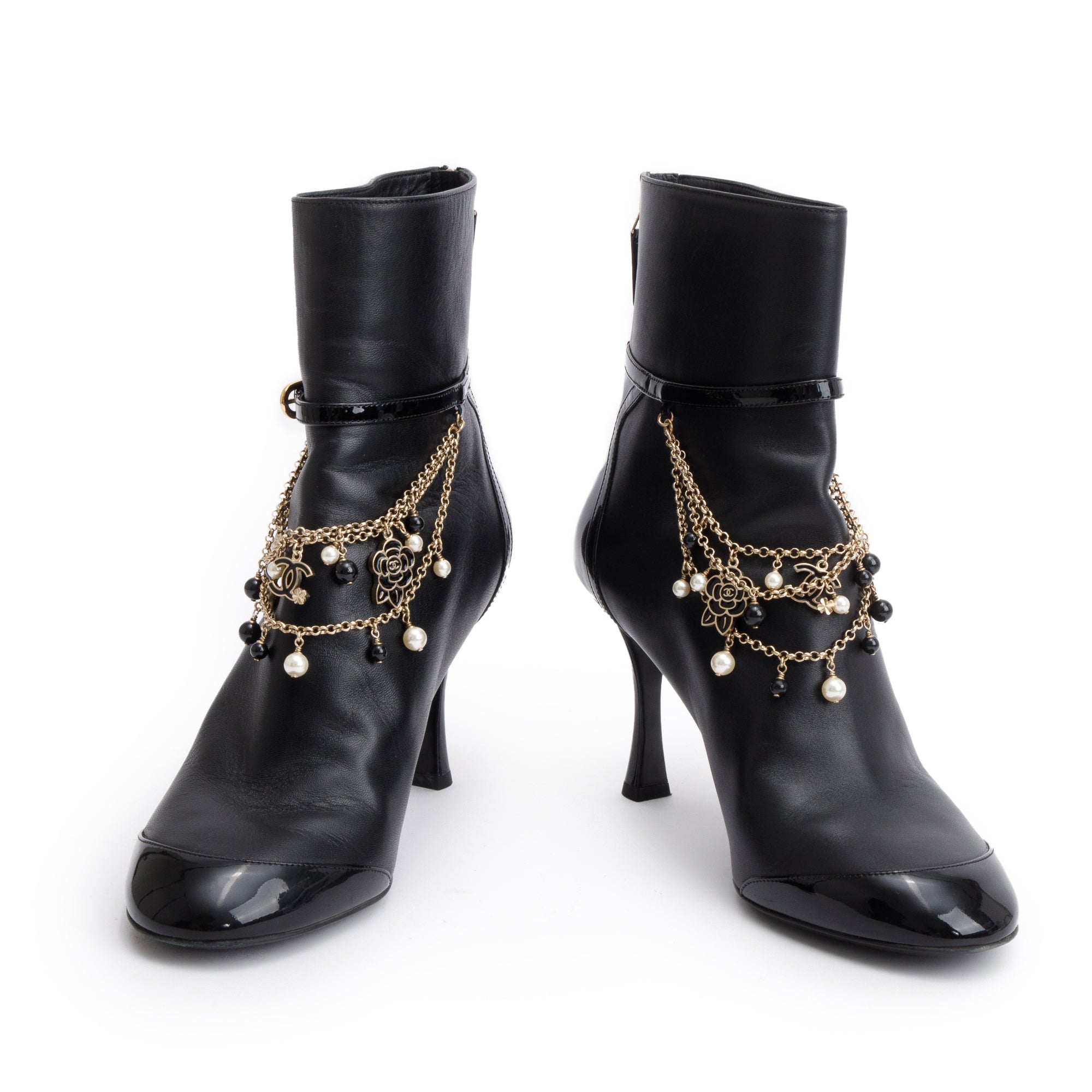 Chanel Black Leather Faux Pearl Bead Charms Interlocking CC Logo Chain Lace Up Ankle Boots, Size 40 w/ Box