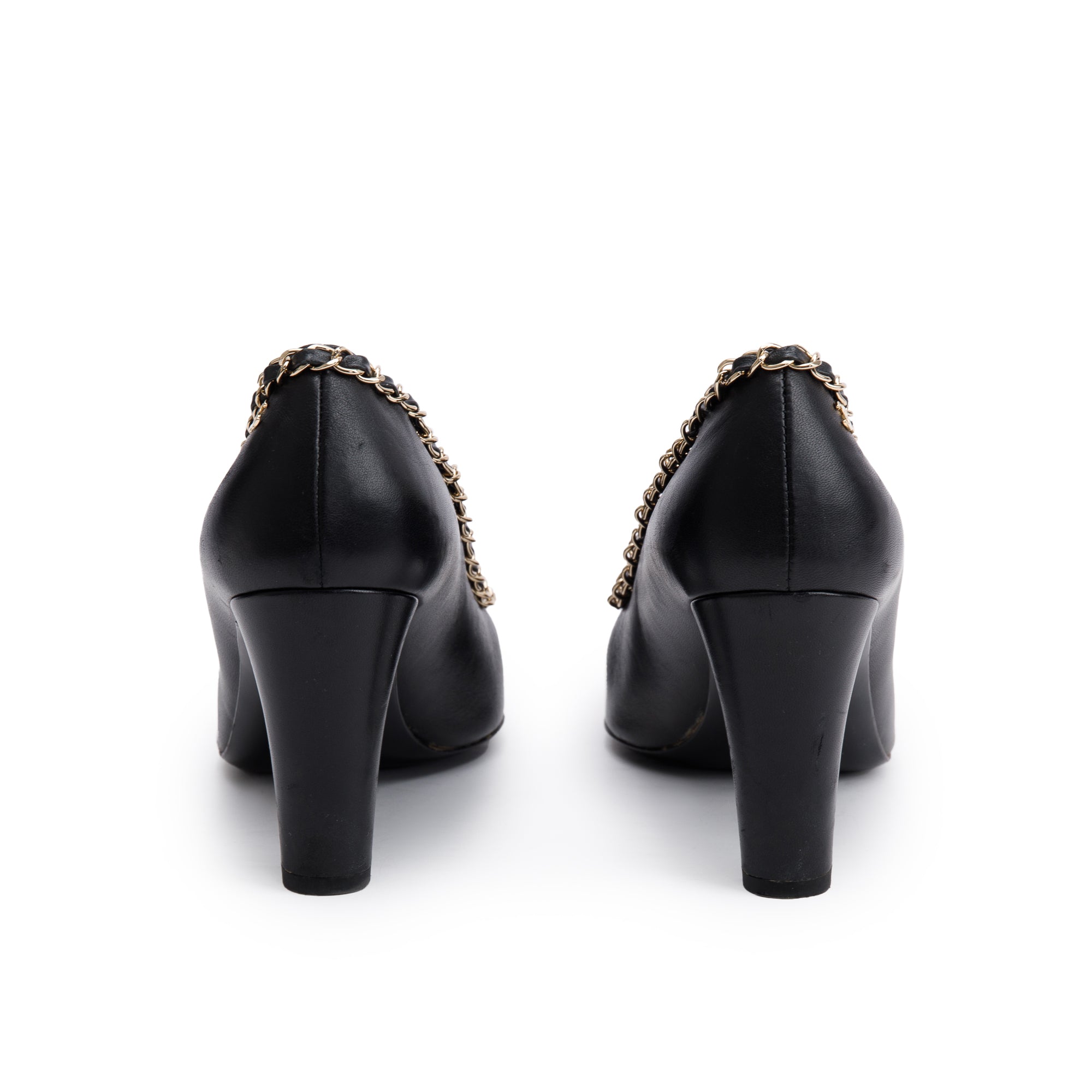 Chanel Black Leather Interlocking CC Logo Chain Around Pumps, Size 38.5 w/ Box