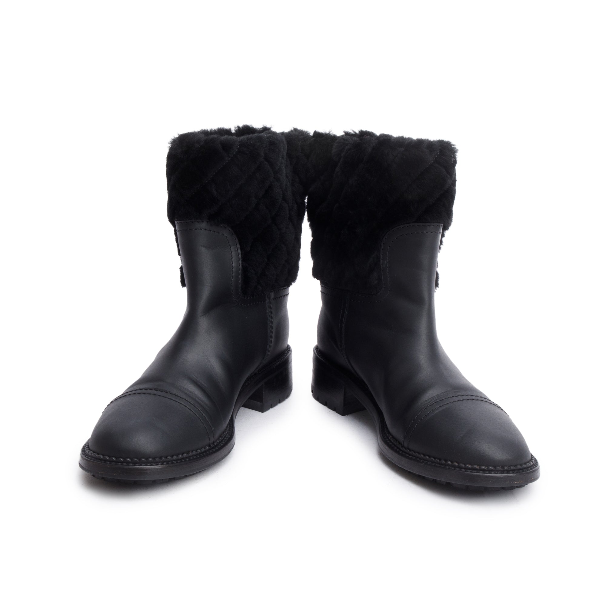 Chanel Black Leather Shearling Trim Interlocking CC Logo Short Boots, Size 40