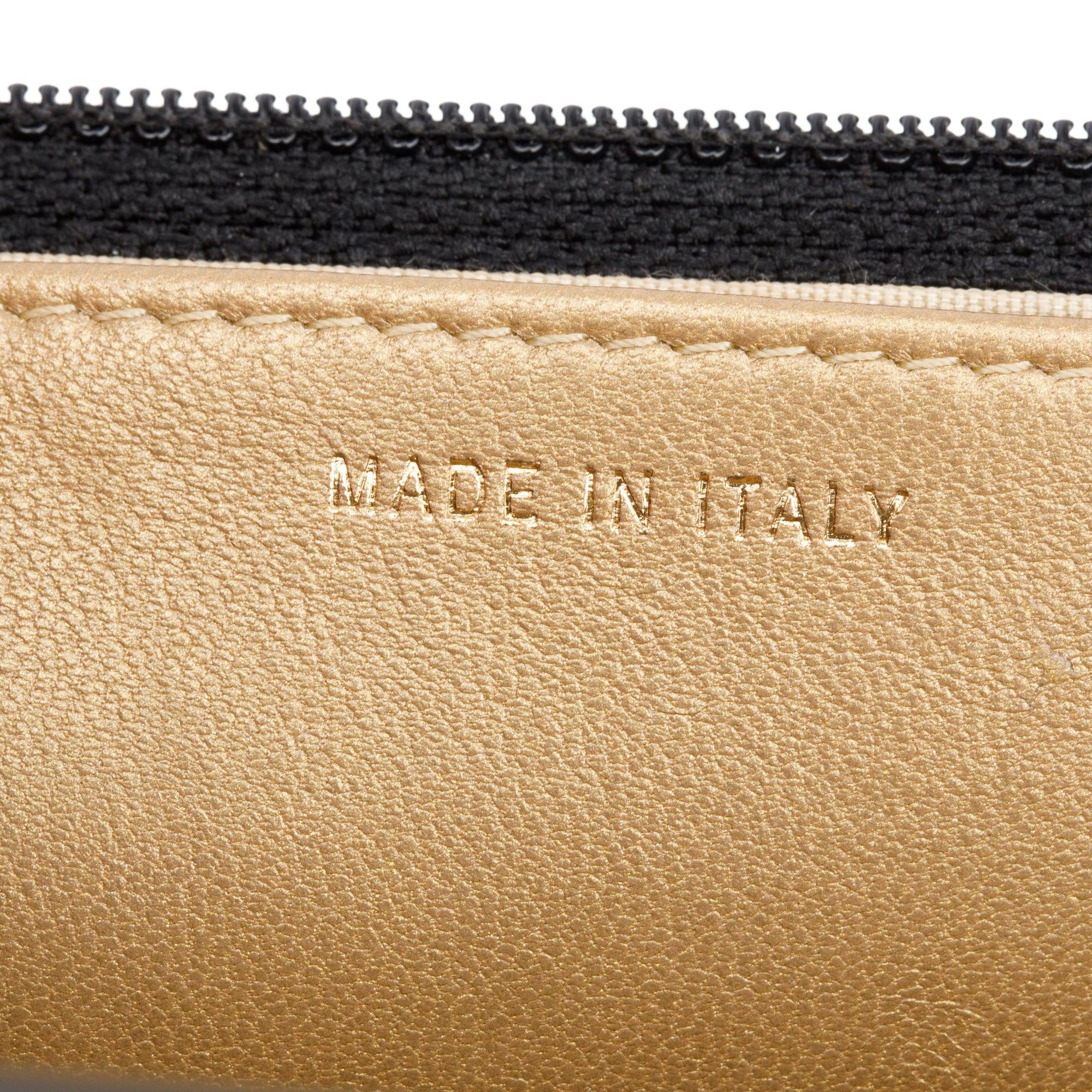 Chanel Black Quilted Lambskin Leather CC Coco Crush Classic Wallet on Chain w/ Box & Authenticity Card