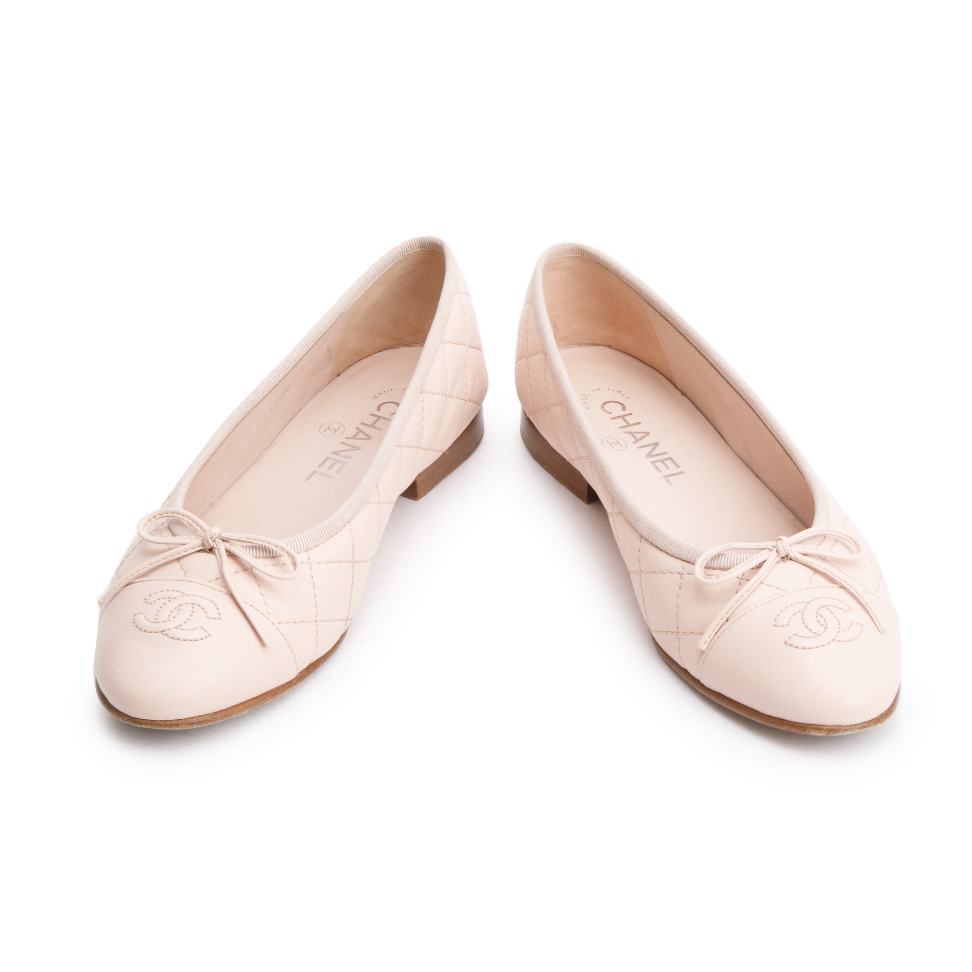 Chanel Pink Calfskin Leather Interlocking CC Logo Flats, Size 37 w/ Box