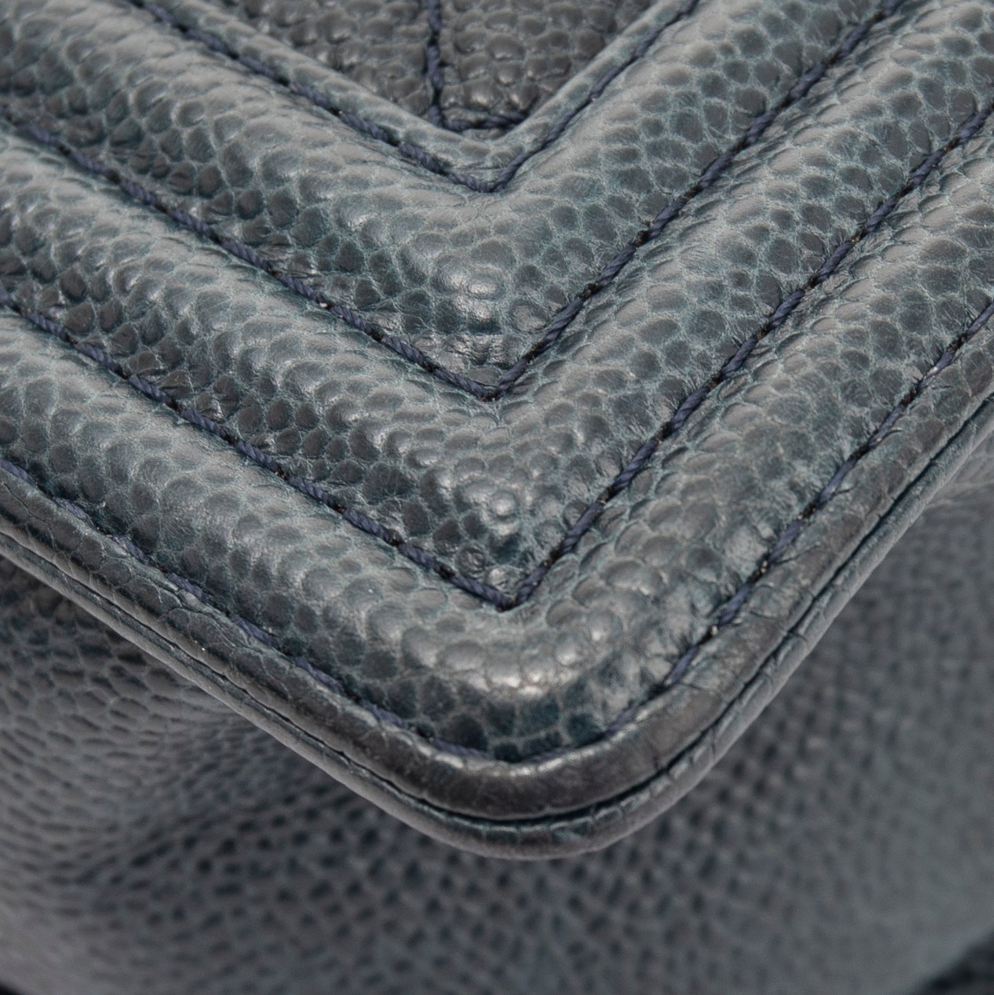 Chanel Quilted Caviar Large Boy Bag w/ Authenticity Card