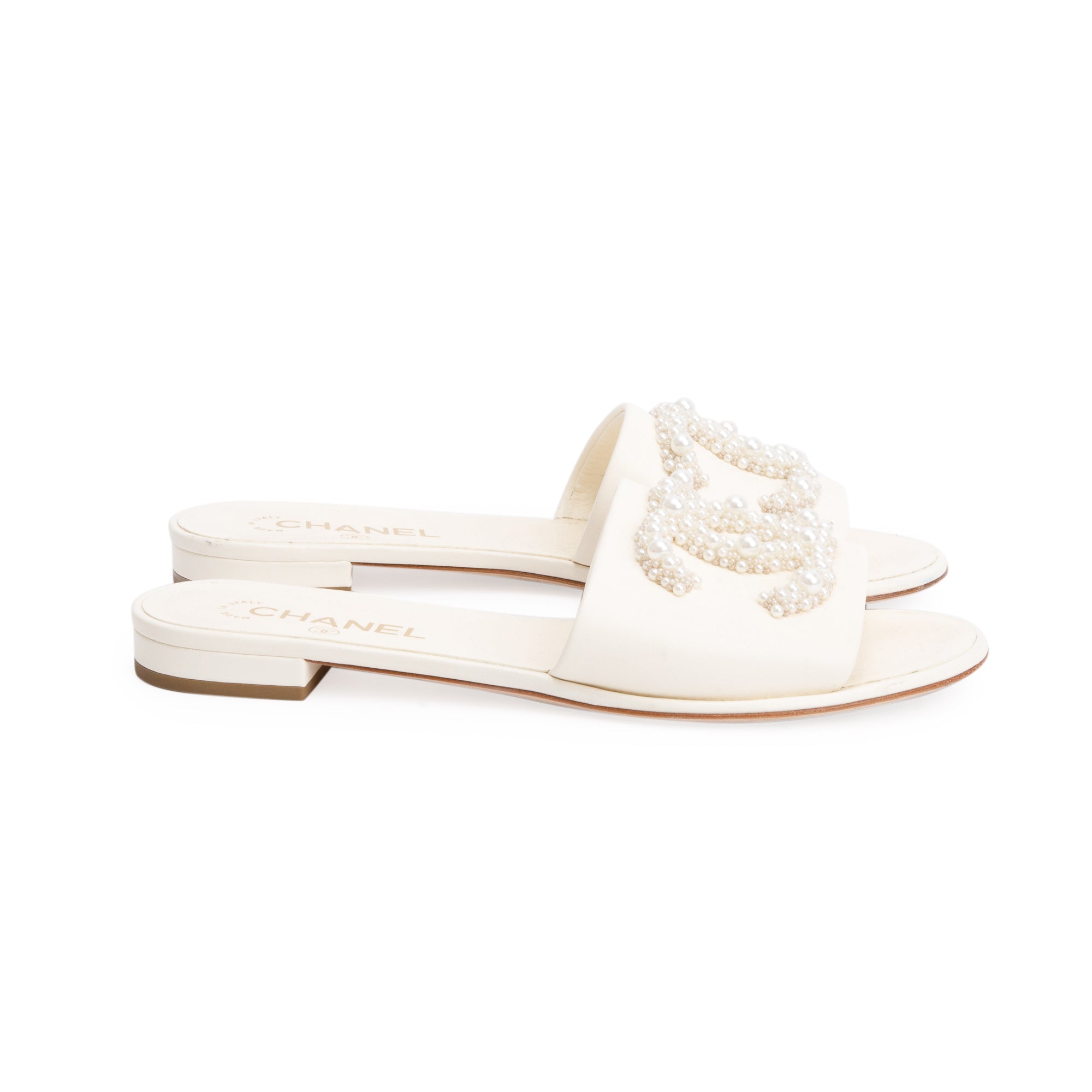 Chanel White Calfskin Leather Faux Pearl CC Slide Sandals, Size 40 w/ Box