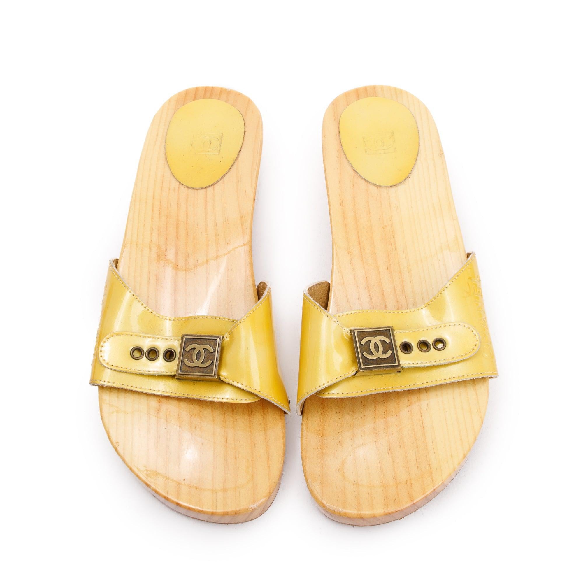 Chanel Wooden Yellow Patent Leather Interlocking CC Logo Clog Slides, Size 42