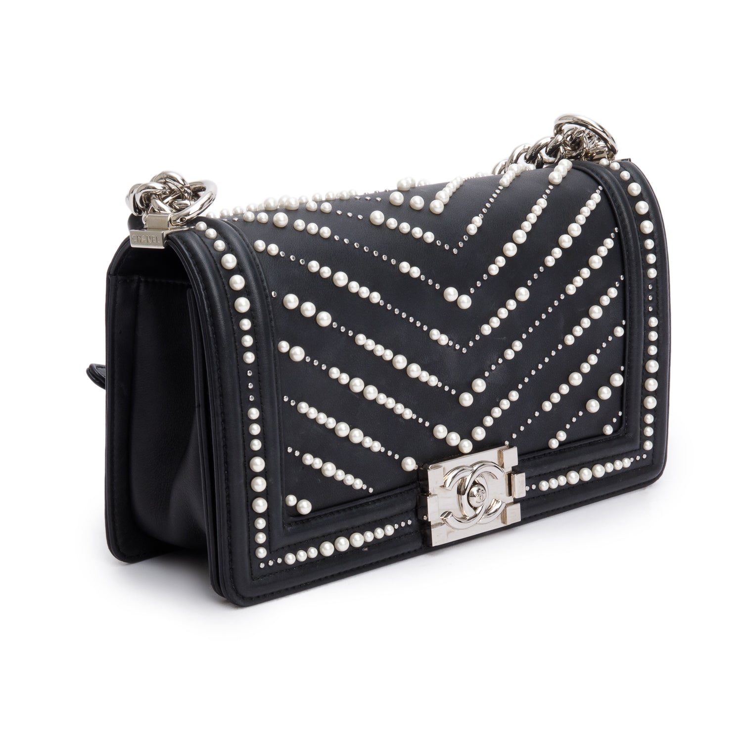Chanel Black Calfskin Leather Medium Chevron Pearl Boy Bag