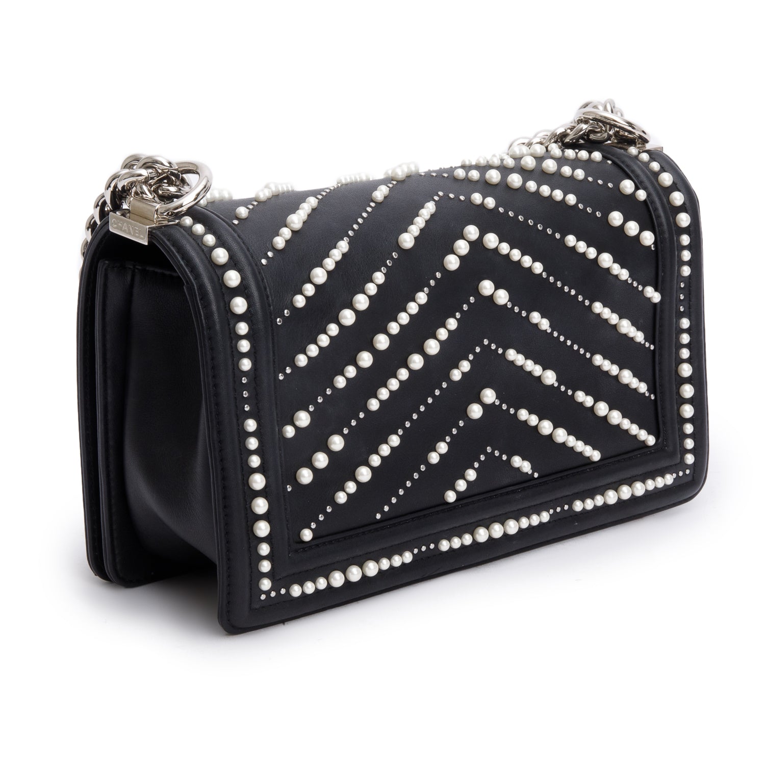 Chanel Black Calfskin Leather Medium Chevron Pearl Boy Bag