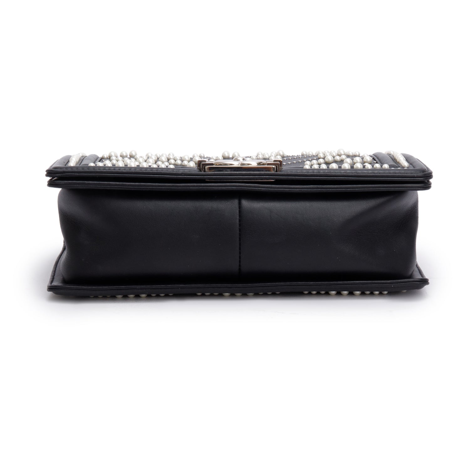 Chanel Black Calfskin Leather Medium Chevron Pearl Boy Bag