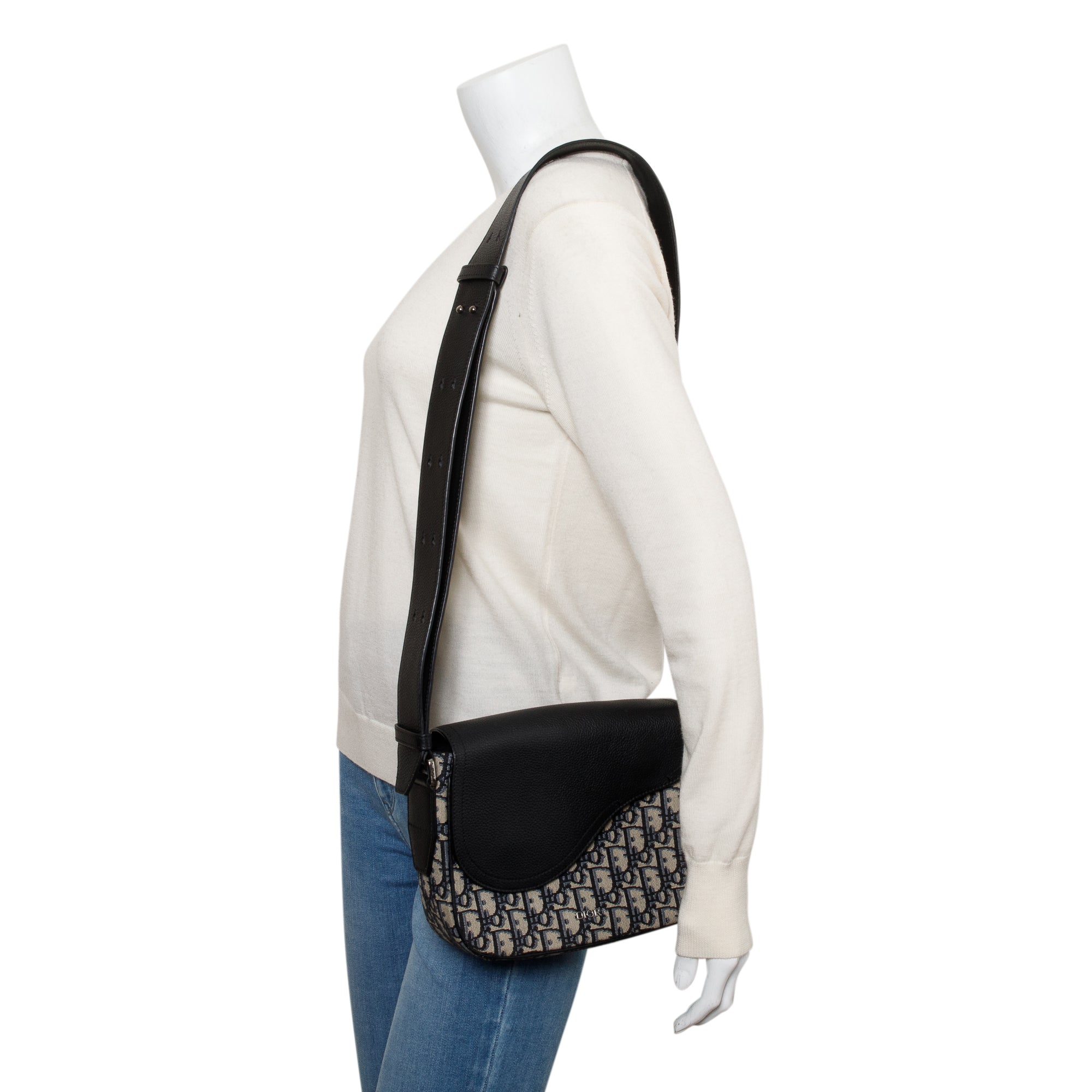 Christian Dior 2021 Black Oblique Mini Saddle Messenger Bag w/ Box & Authenticity Card