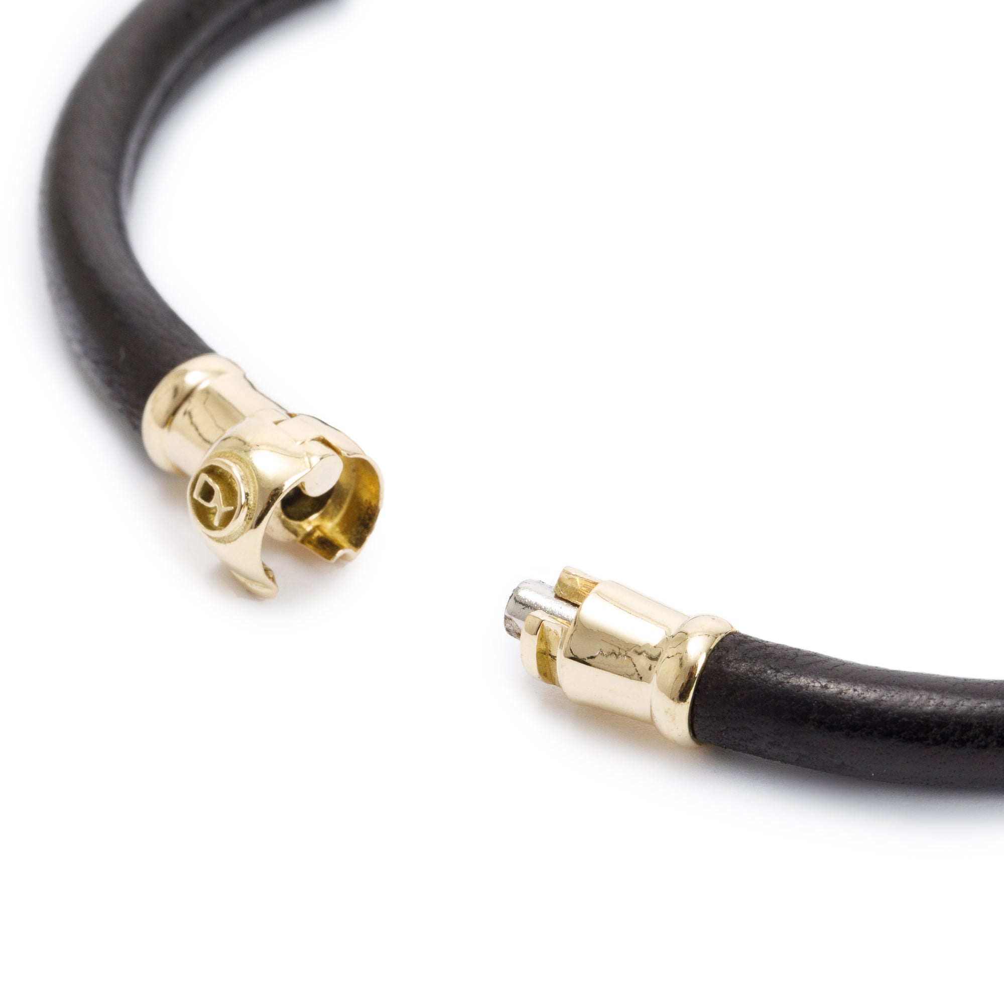 David Yurman 18k Yellow Gold Black Leather Bracelet