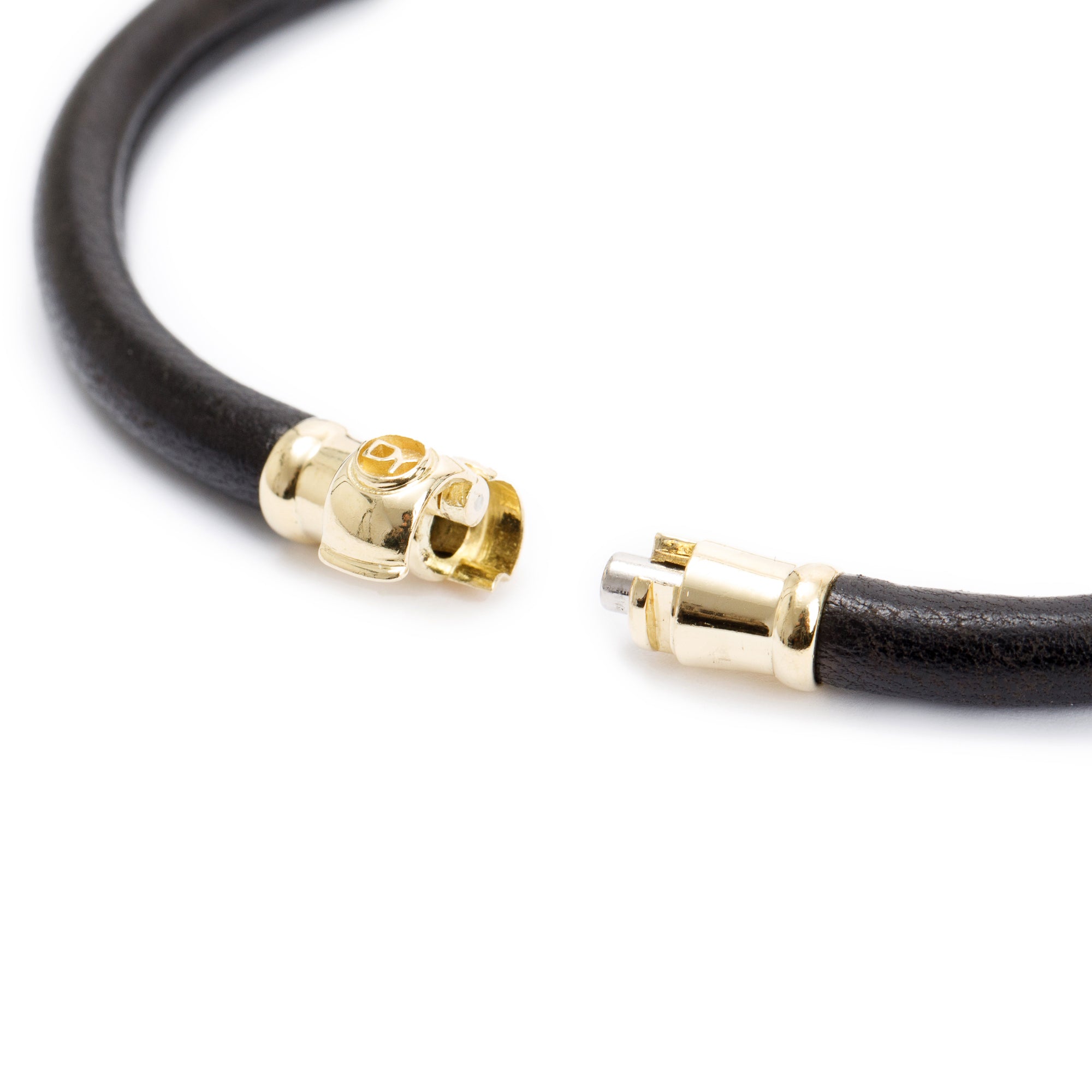 David Yurman 18k Yellow Gold Cable Leather Bracelet