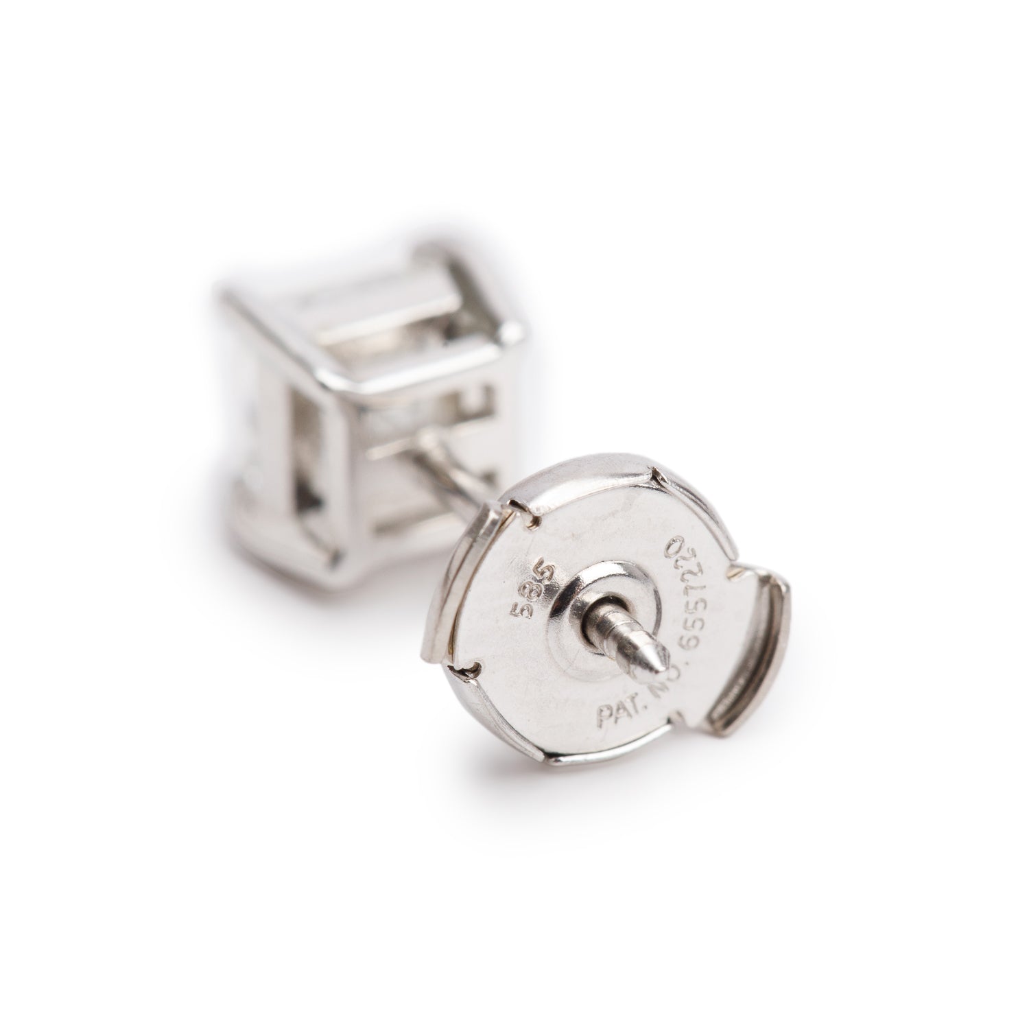 14k White Gold 1.07 tcw. Princess Cut Diamond Stud Earrings
