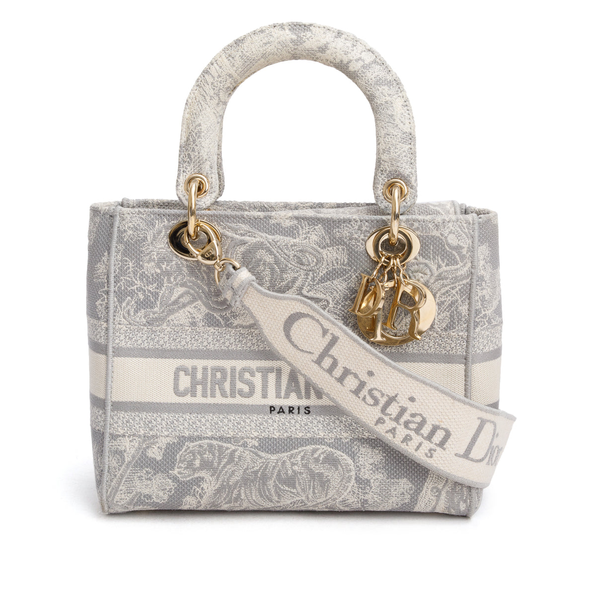 Dior-1_99ca9a21-9d37-4b25-922a