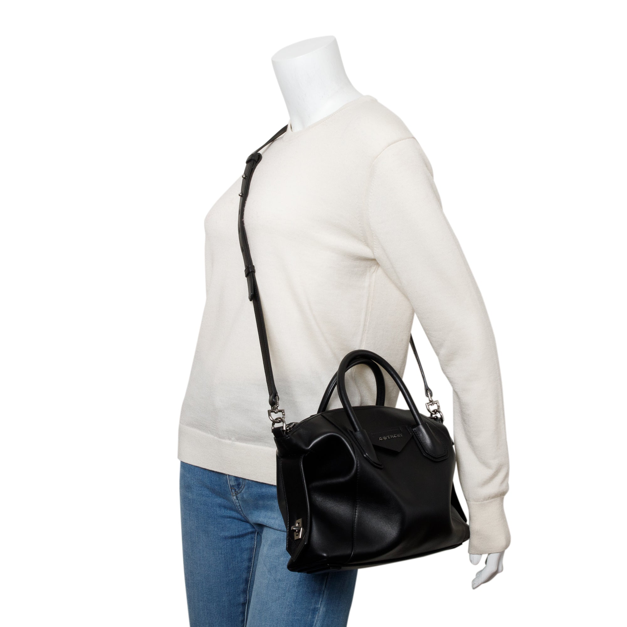 Givenchy 2020 Black Calfskin Leather Small Soft Antigona Tote w/ Strap