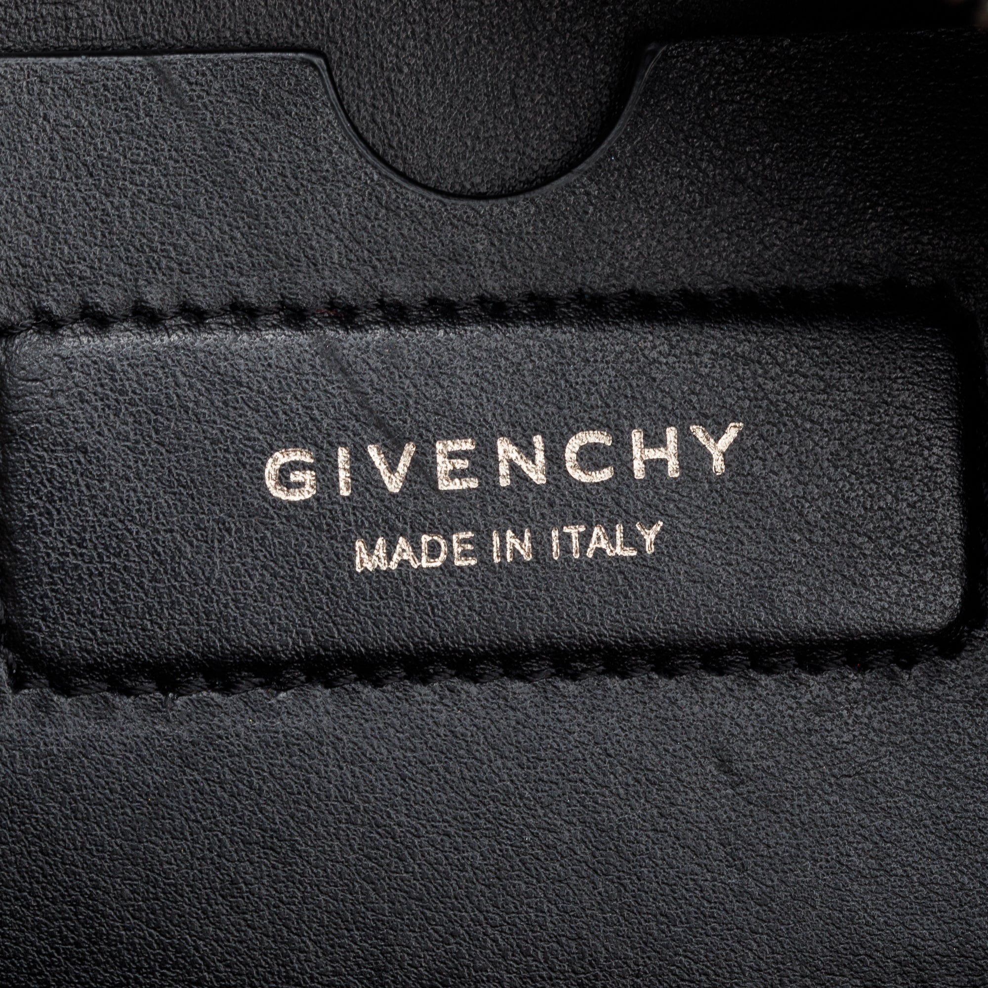 Givenchy 2020 Black Calfskin Leather Small Soft Antigona Tote w/ Strap