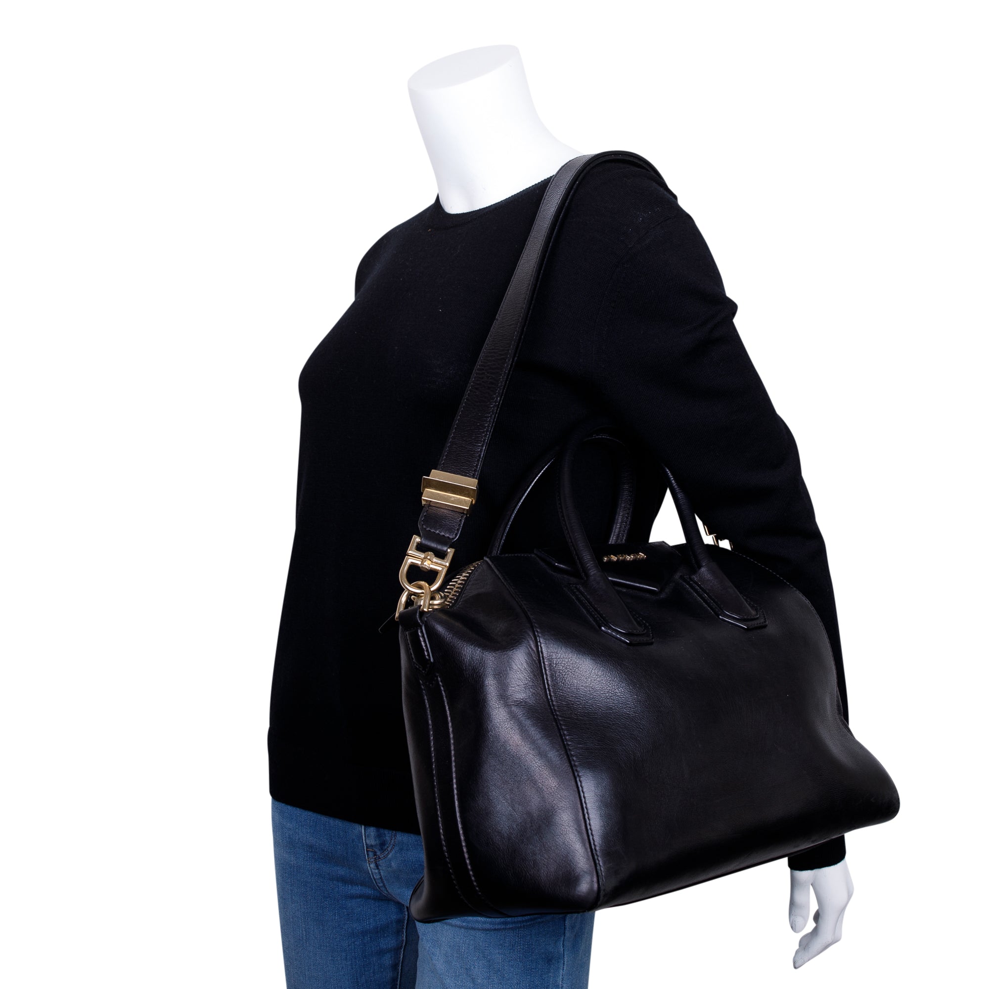 Givenchy Black Leather Medium Antigona Bag