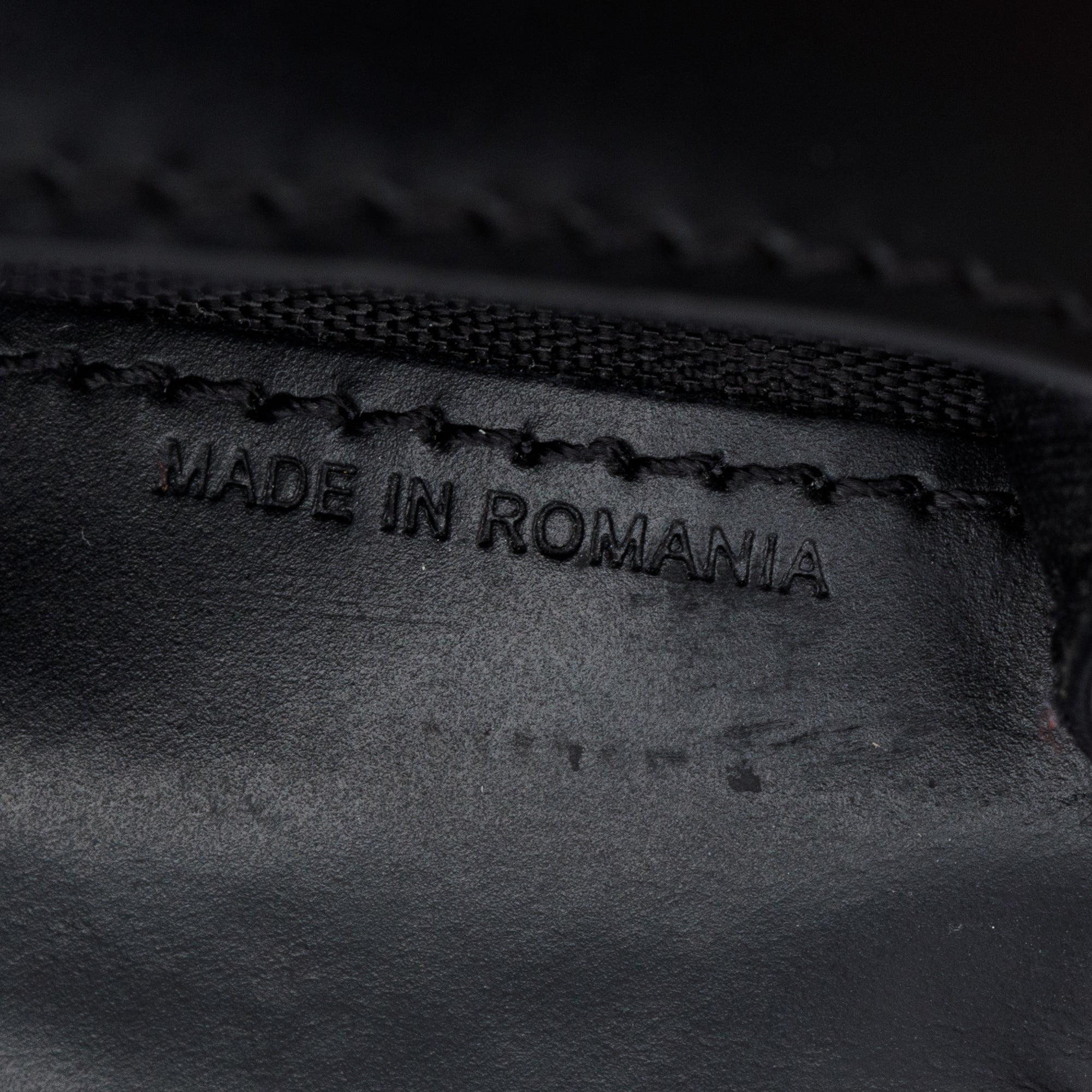 Givenchy Black Multicolor Screaming Monkey Print Card Holder w/ Box