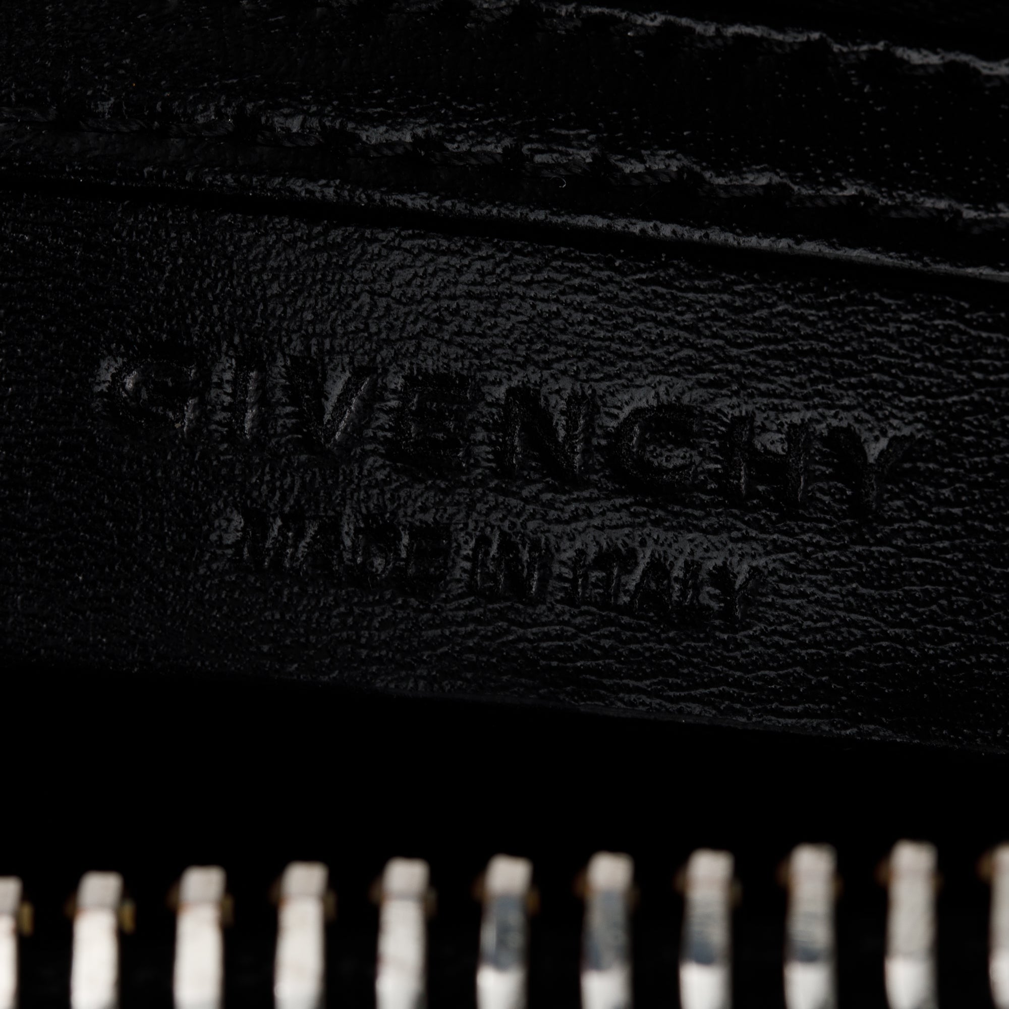 Givenchy Black Smooth Calfskin Leather Small Antigona Bag