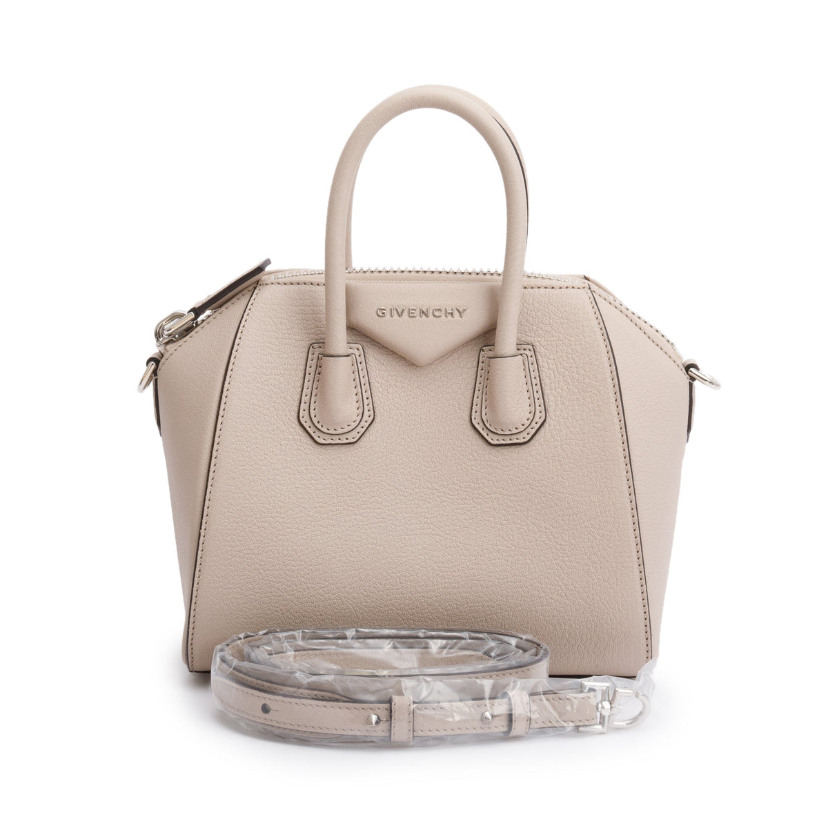 Antigona Calfskin Vanity Bag in Box Leather with Chain - Black
