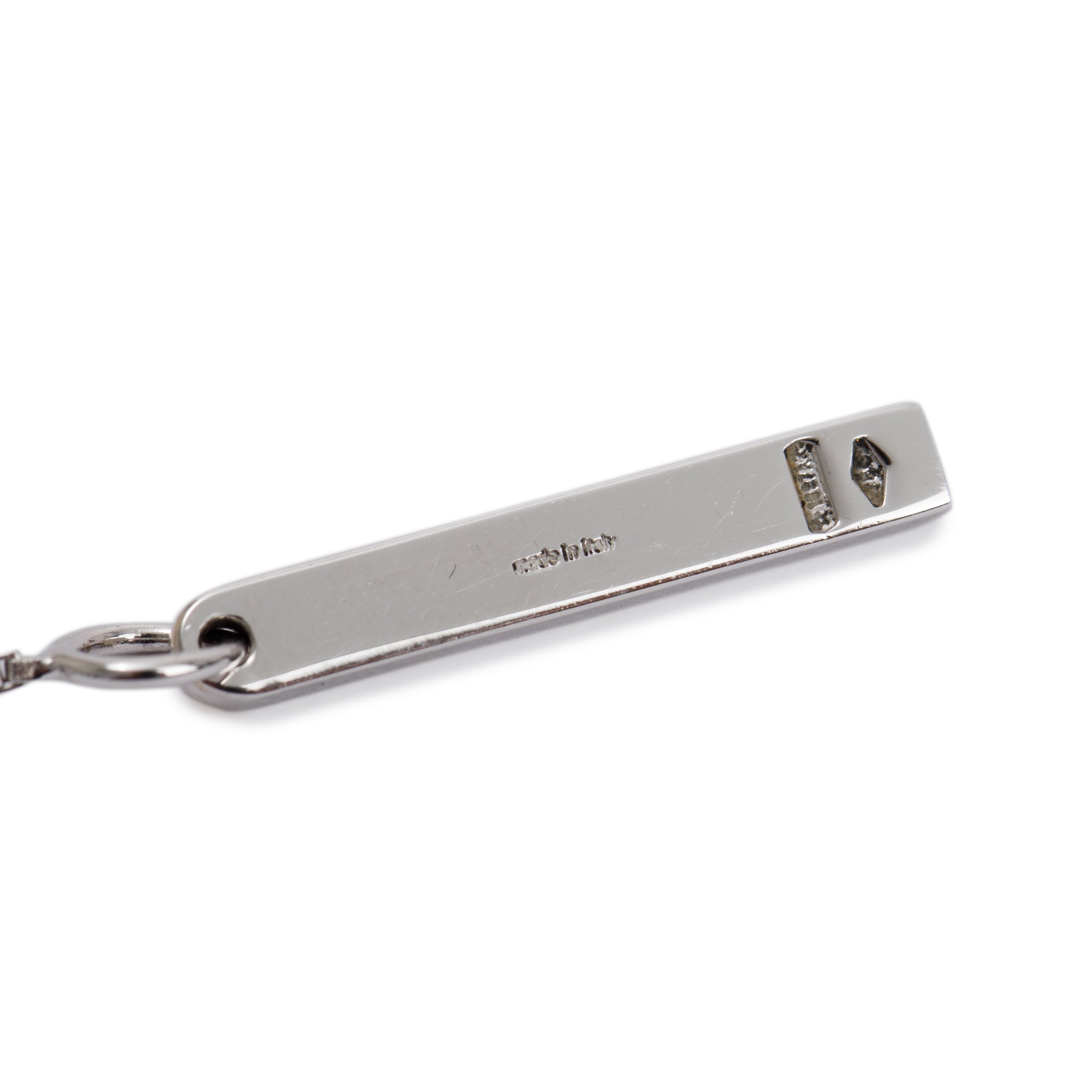 Gucci 18k White Gold 20 mm Logo Lariat Necklace