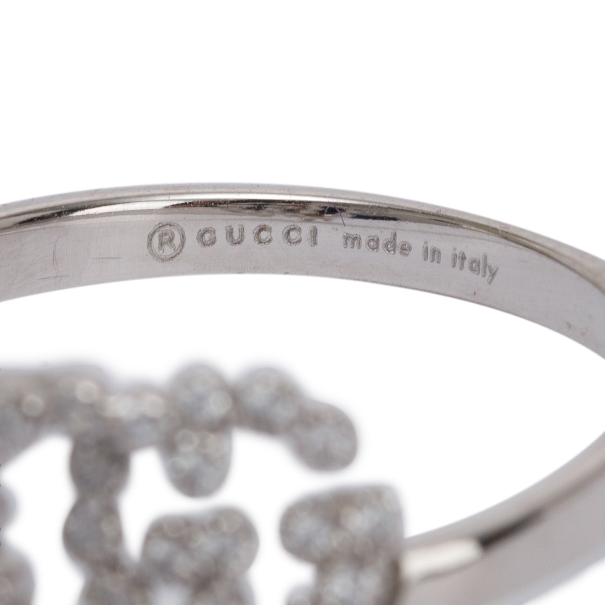 Gucci 18k White Gold GG Running Diamond Ring w/ Box