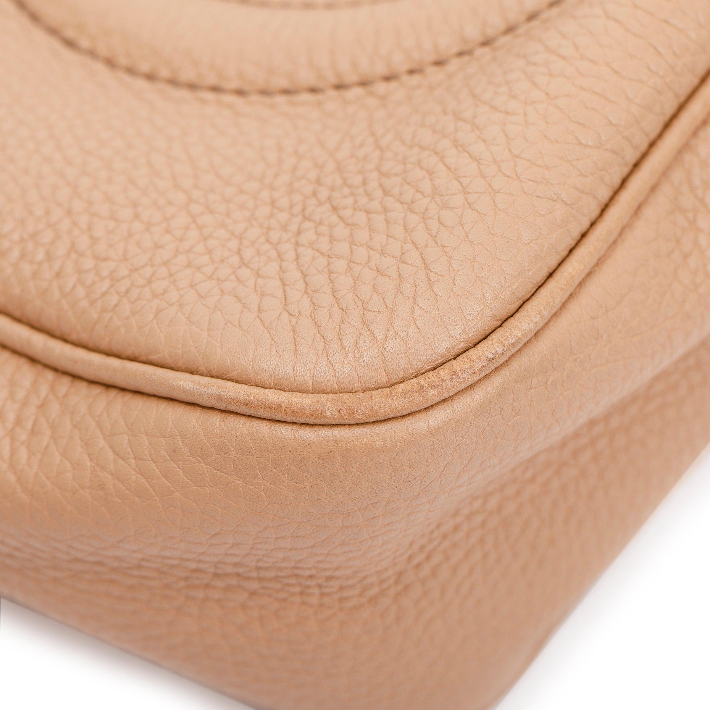 Gucci Beige Calfskin Leather Small Soho Disco Bag