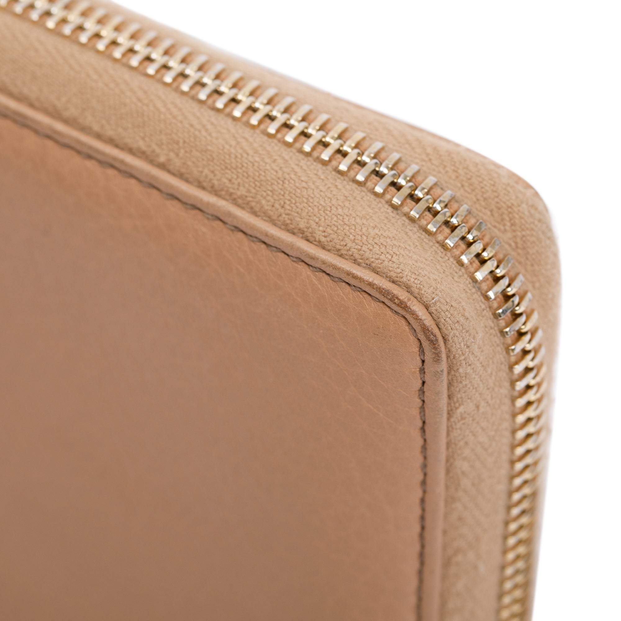 Gucci Beige Calfskin Leather Soho Zip Around Wallet