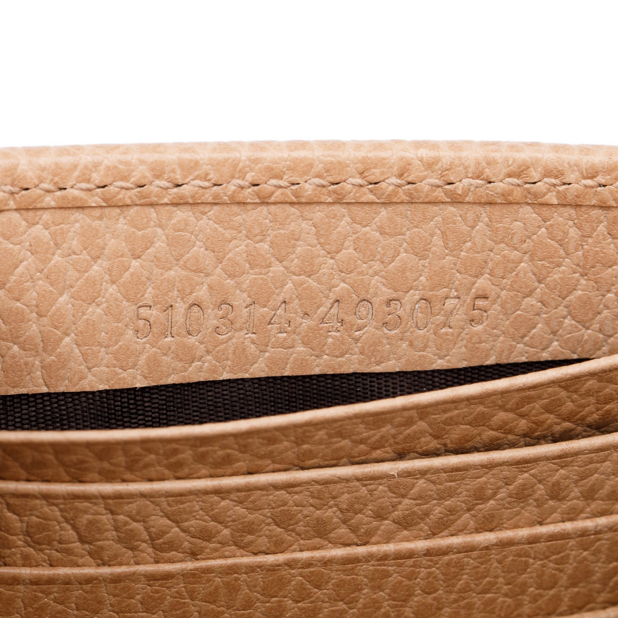 Gucci Beige Dollar Calfskin Leather Interlocking GG Wallet on Chain w/ Box