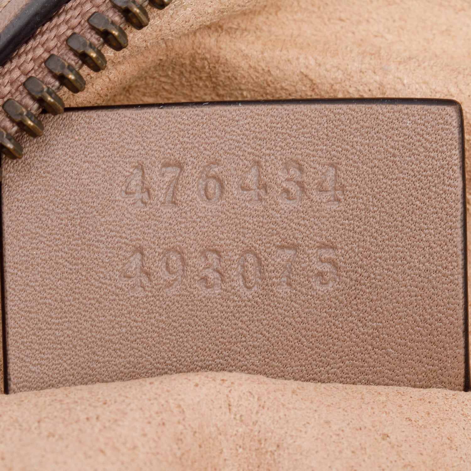 Gucci Beige GG Marmont Matelasse Leather Belt Bag, Size 85 34