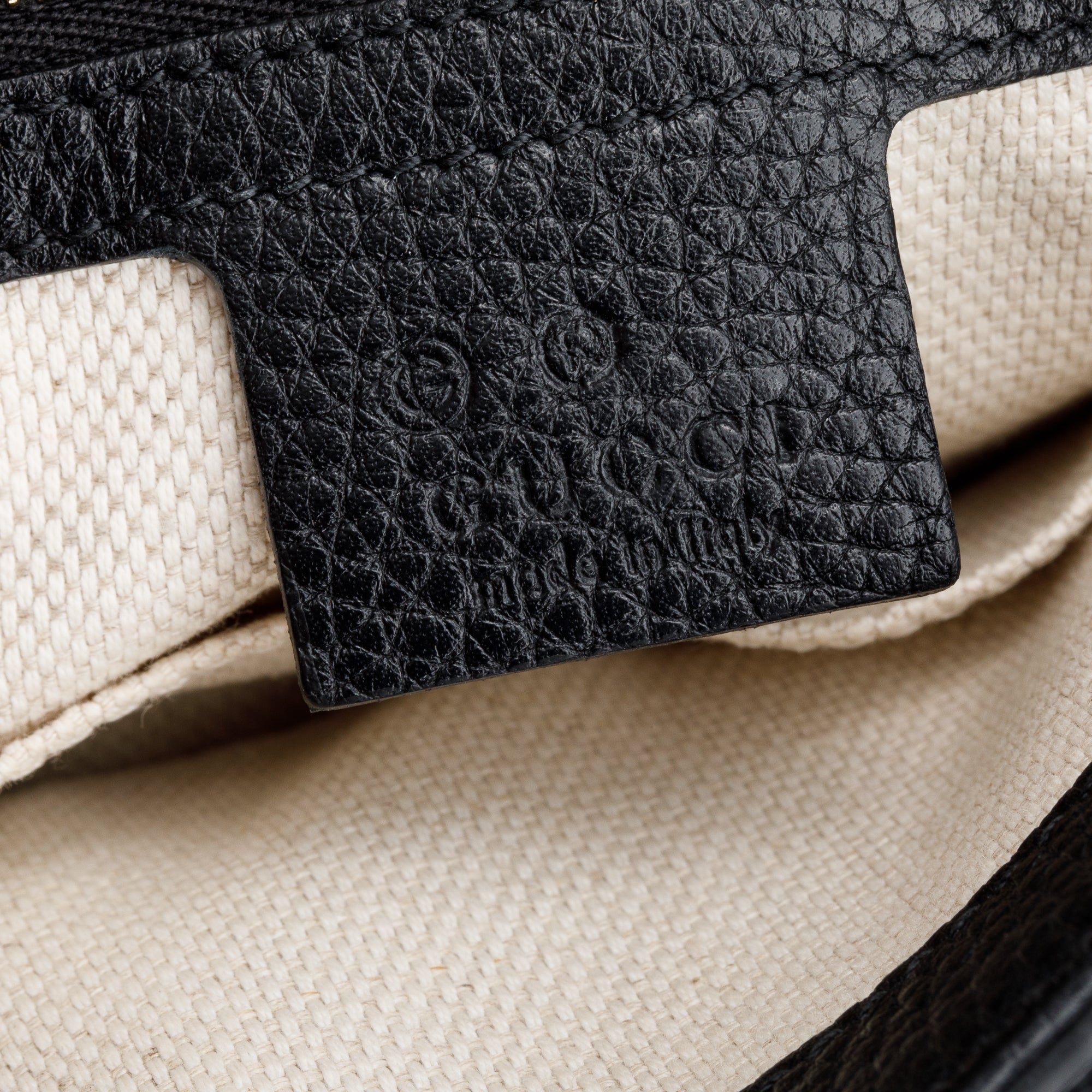 Gucci Black Calfskin Leather Medium Soho Chain Crossbody Bag