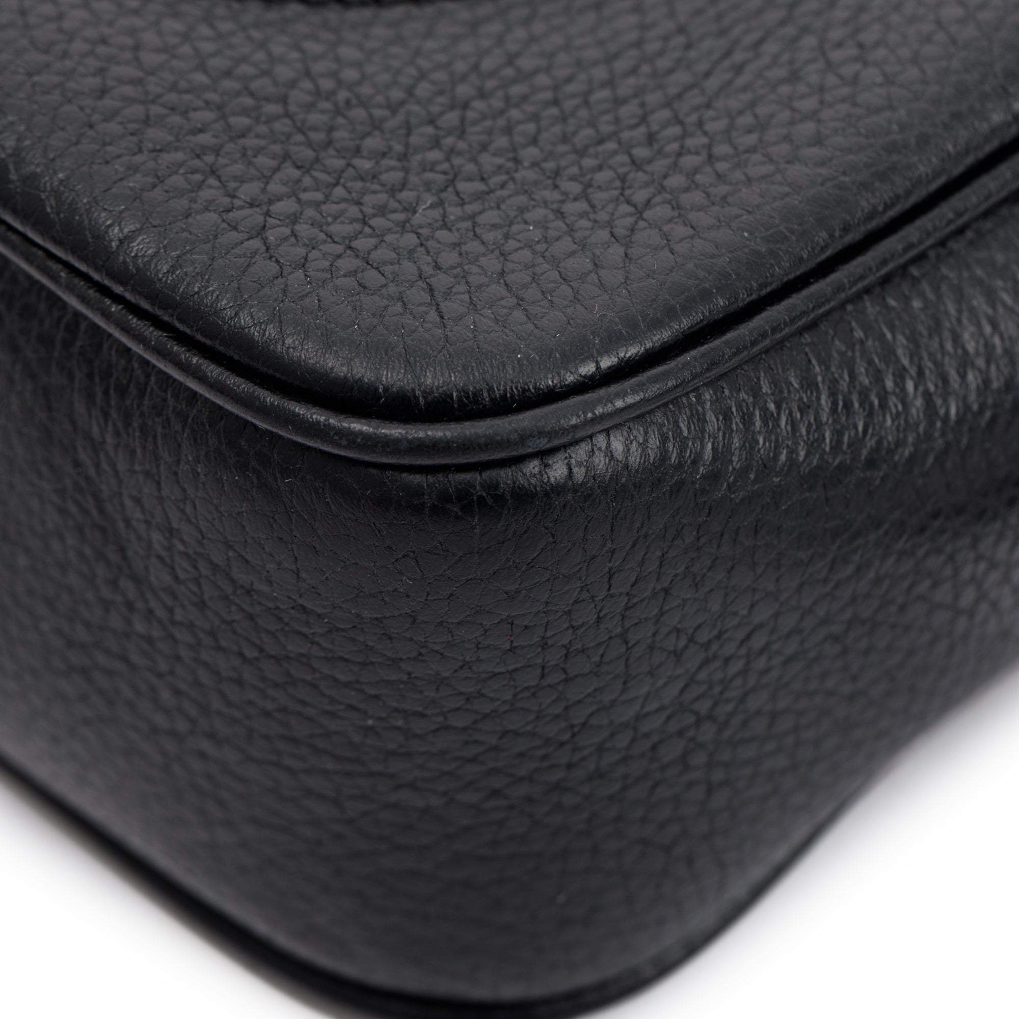 Gucci Black Calfskin Leather Small Soho Disco Bag w/ Box