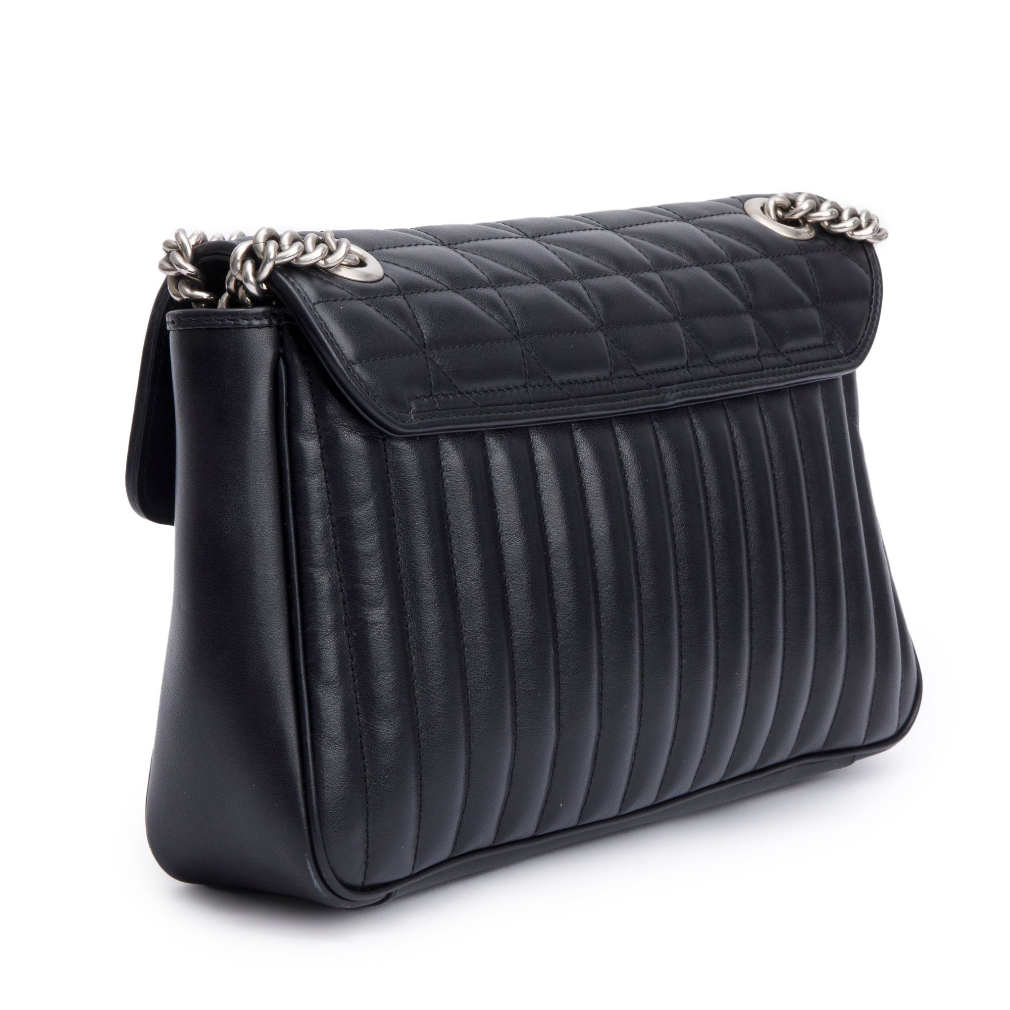 Gucci Black GG Marmont Matelasse Medium Shoulder Bag