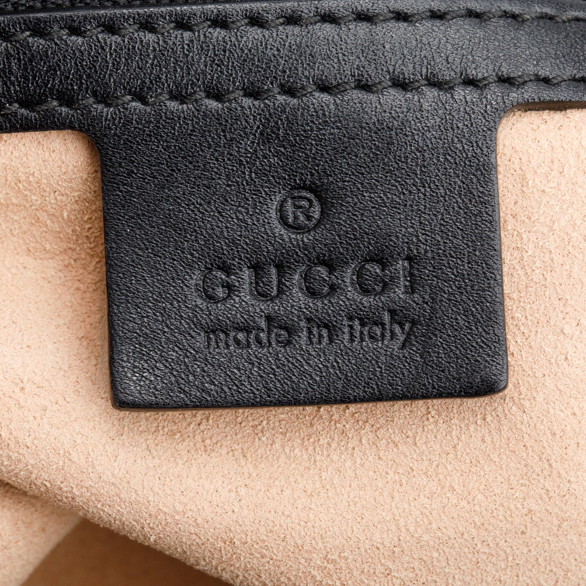 Gucci Black GG Marmont Matelasse Medium Shoulder Bag