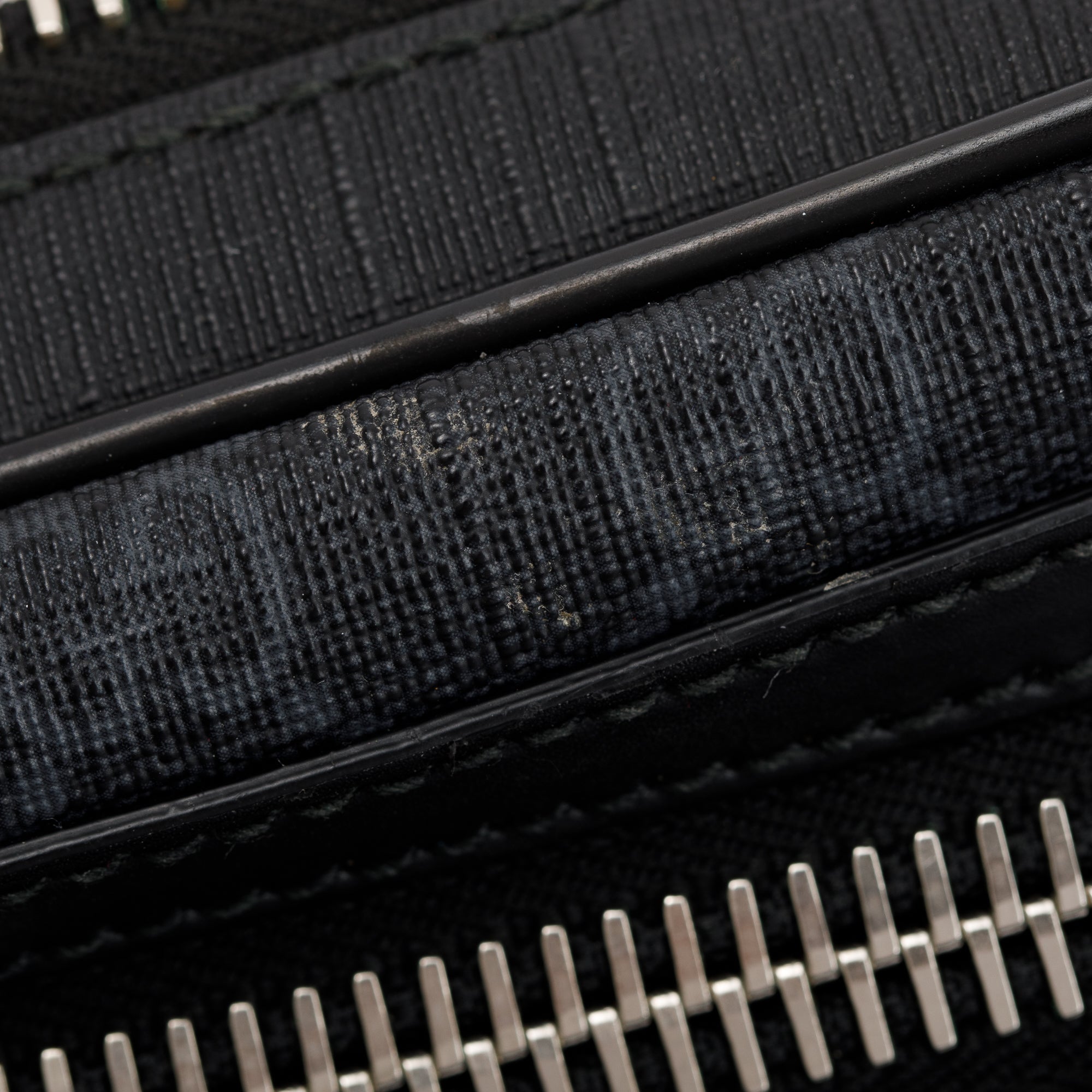 Gucci Black GG Supreme Belt Bag