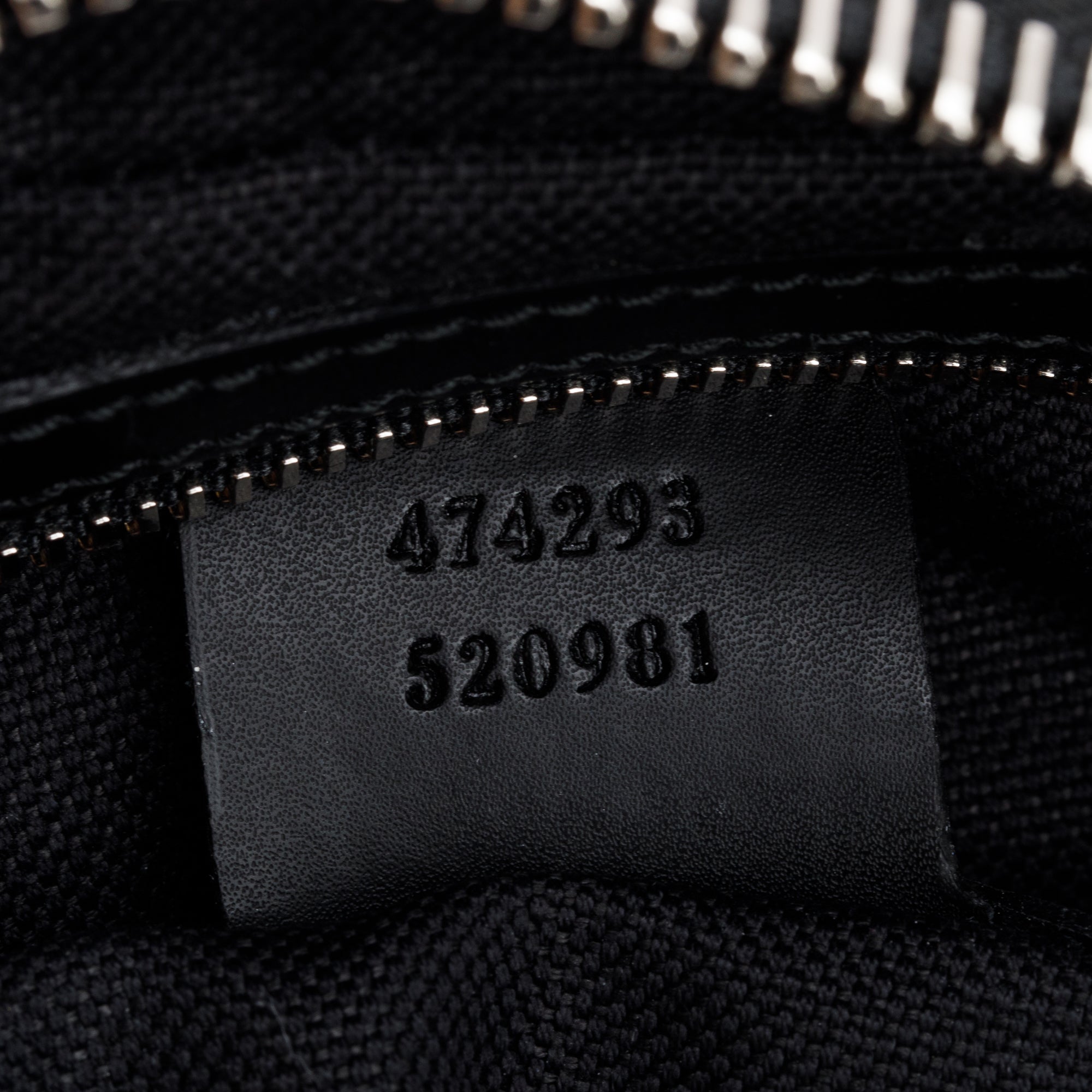 Gucci Black GG Supreme Belt Bag with Zip Pocket w/ Box