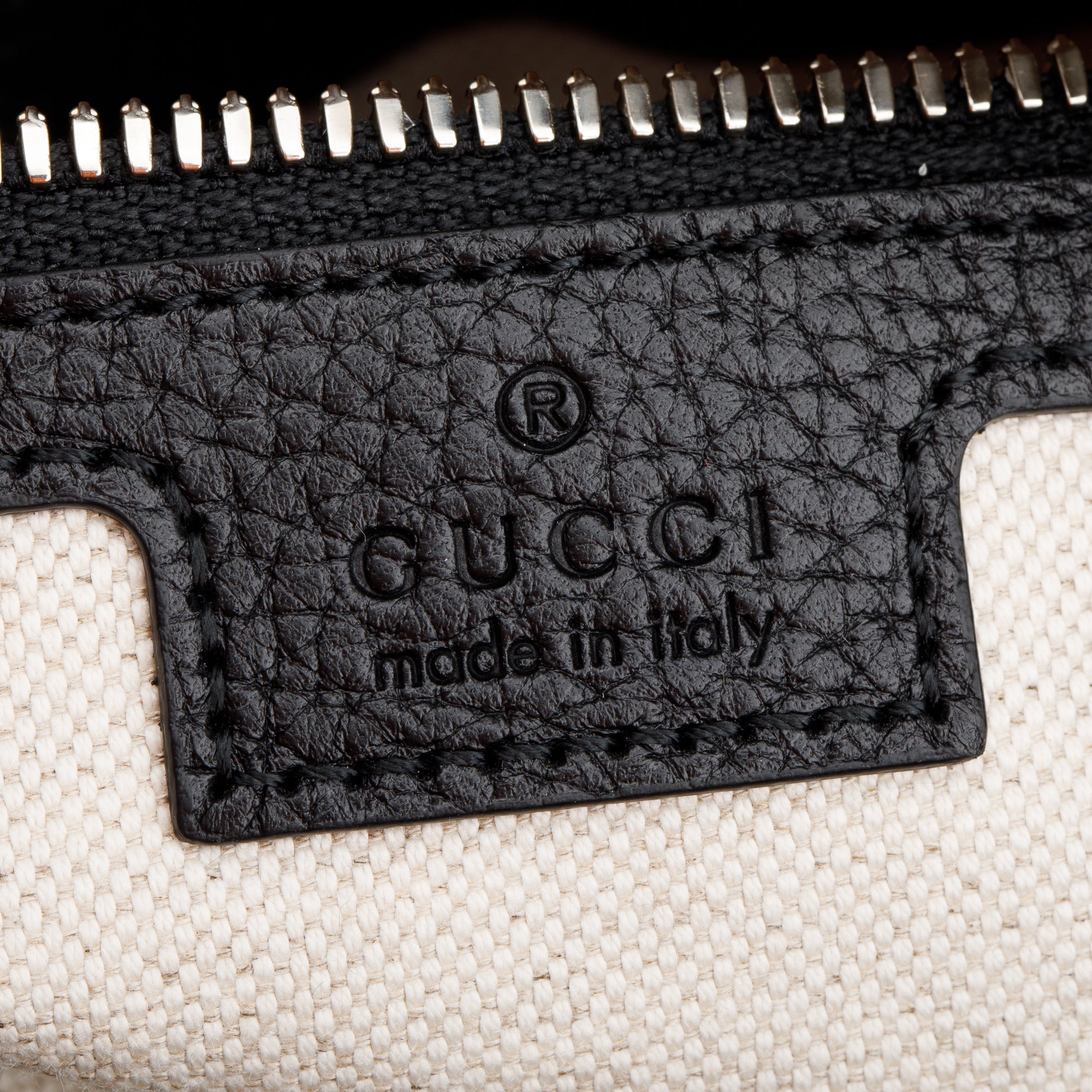 Gucci Black Leather Jumbo GG Medium Messenger Bag