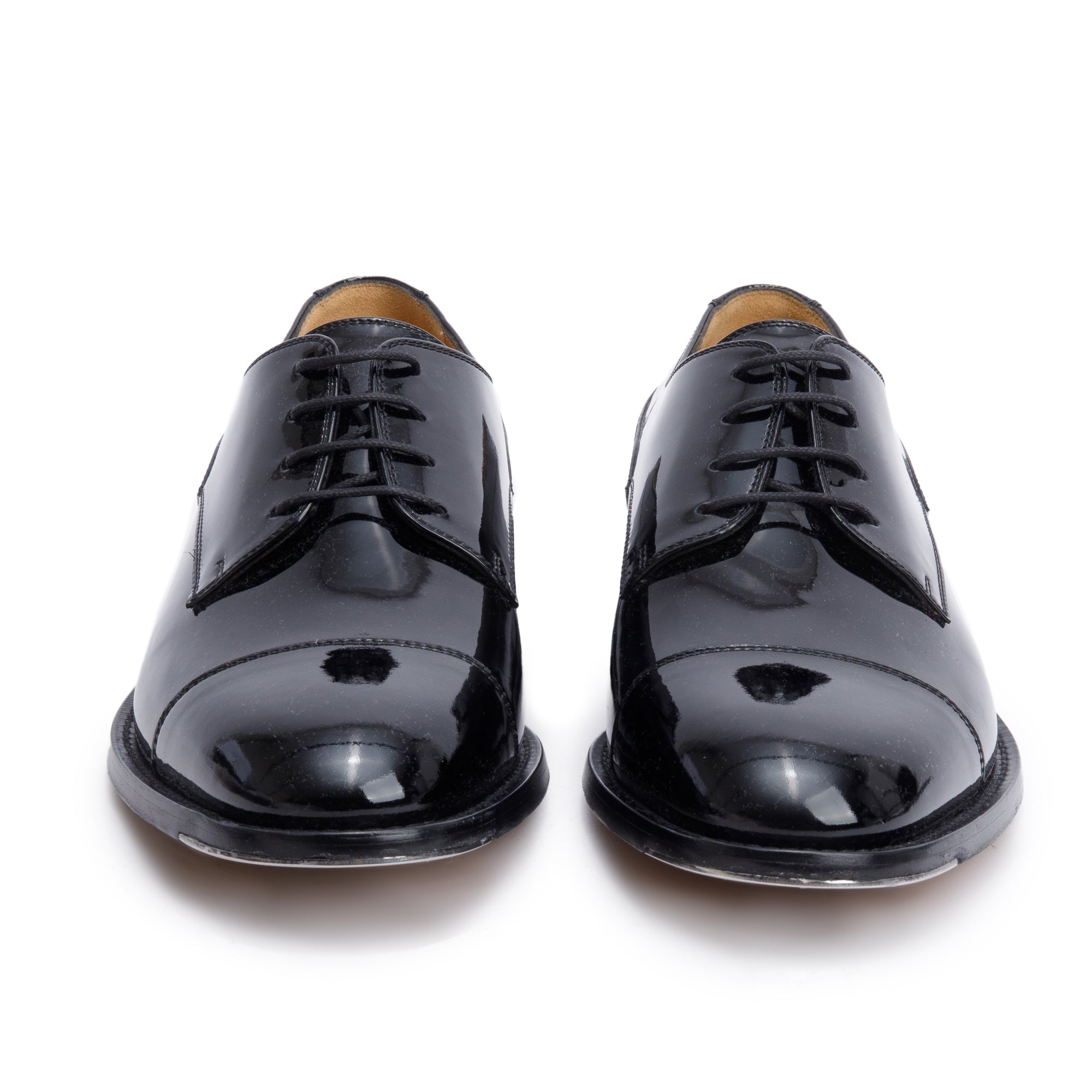 Gucci Black Patent Leather Lace-Up Shoe, Size 8