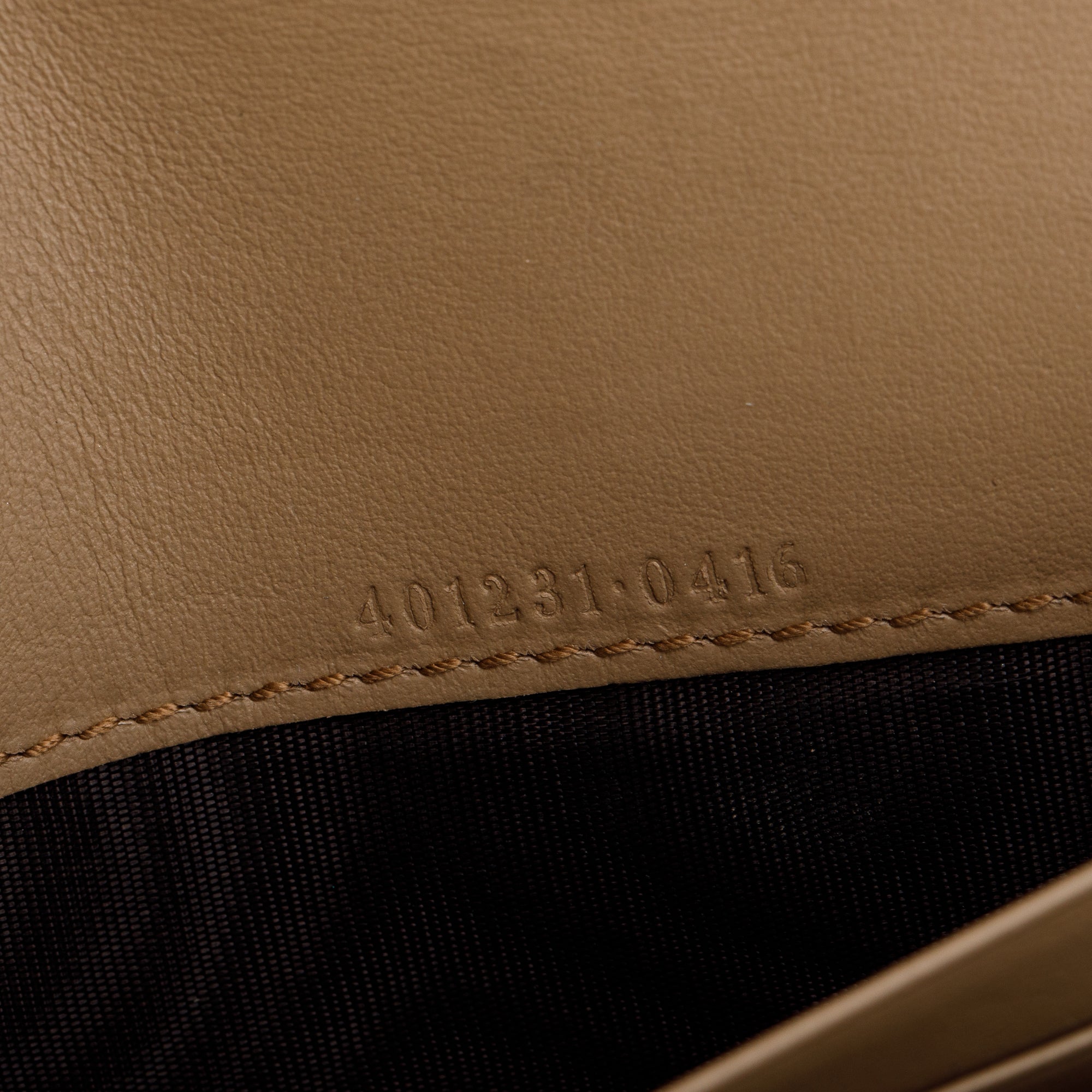 Gucci Dionysus GG Supreme Wallet on Chain w/ Box