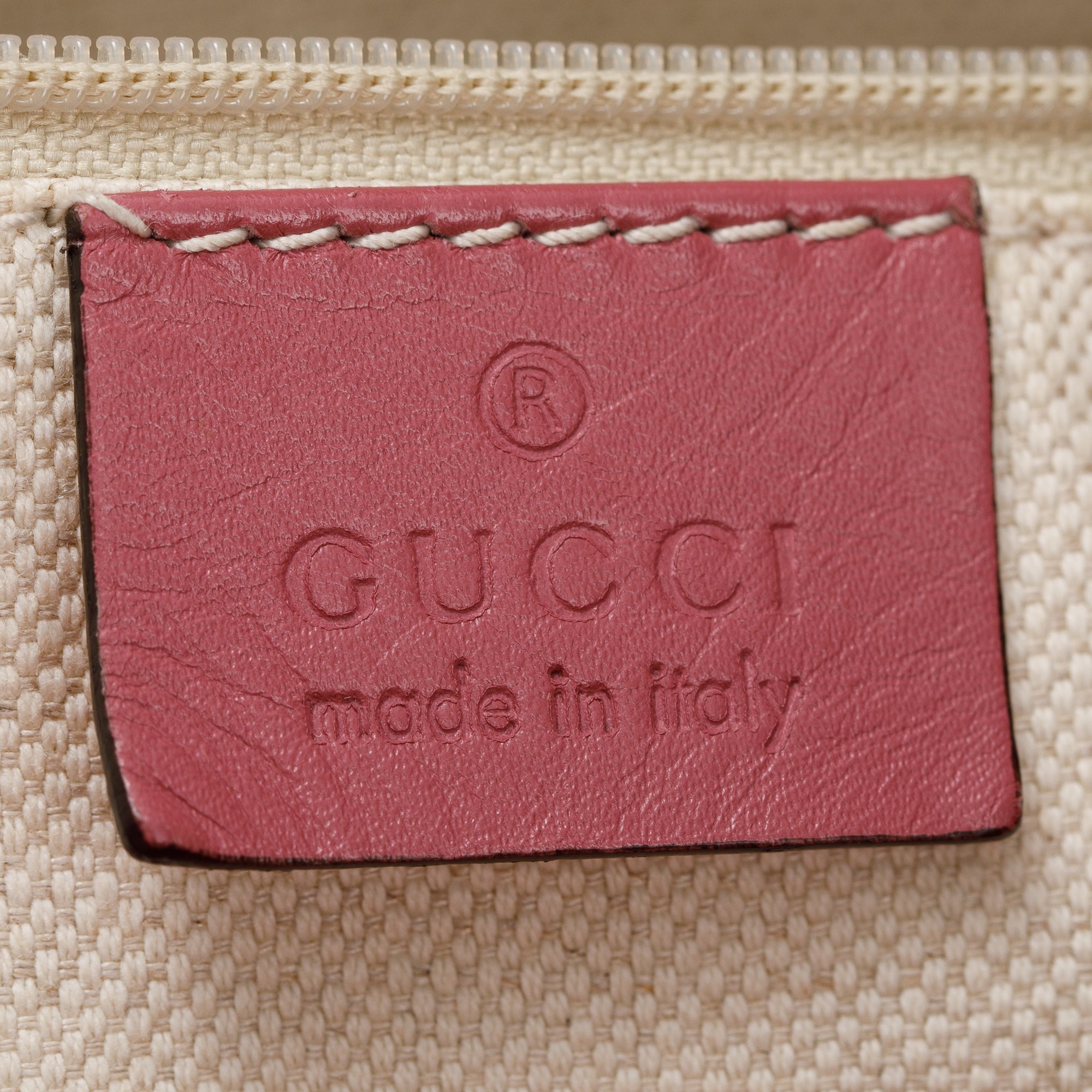 Gucci GG Canvas Medium Sukey Hobo