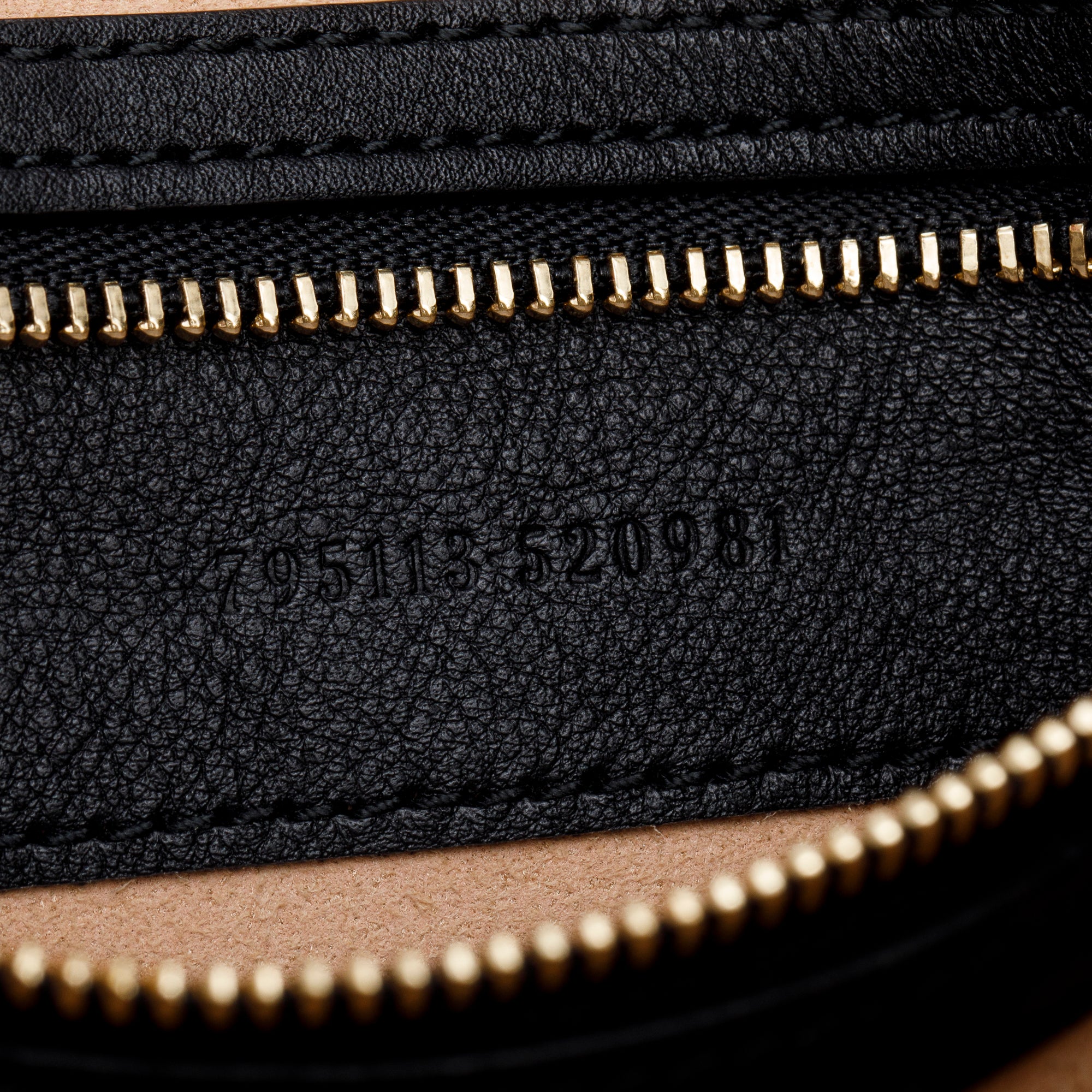 Gucci GG Supreme Black Leather Padlock GG Medium Shoulder Bag