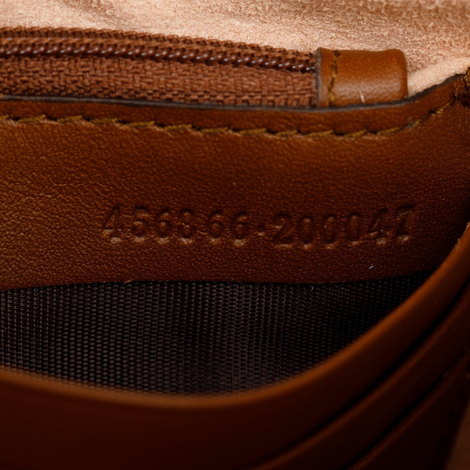 Gucci GG Supreme Embroidered Flower Chain Pochette