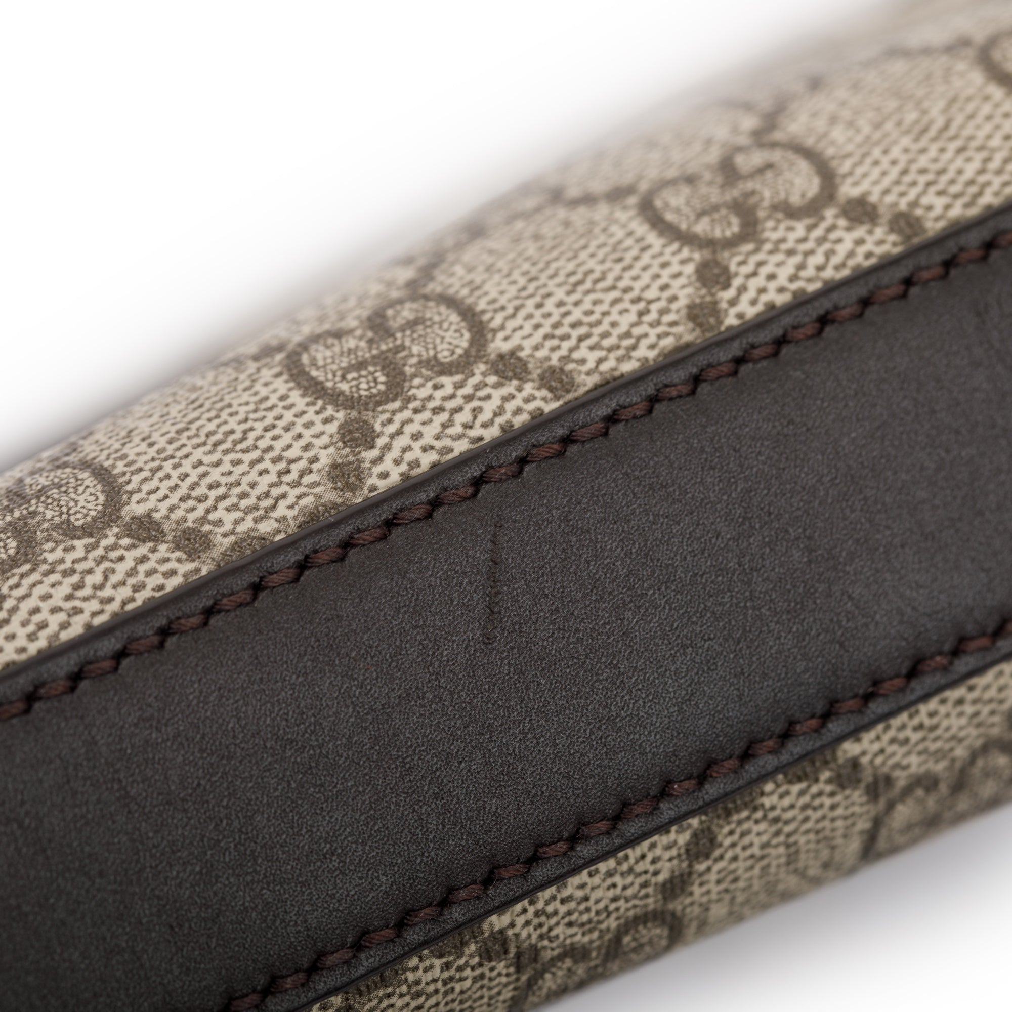 Gucci GG Supreme Messenger Bag