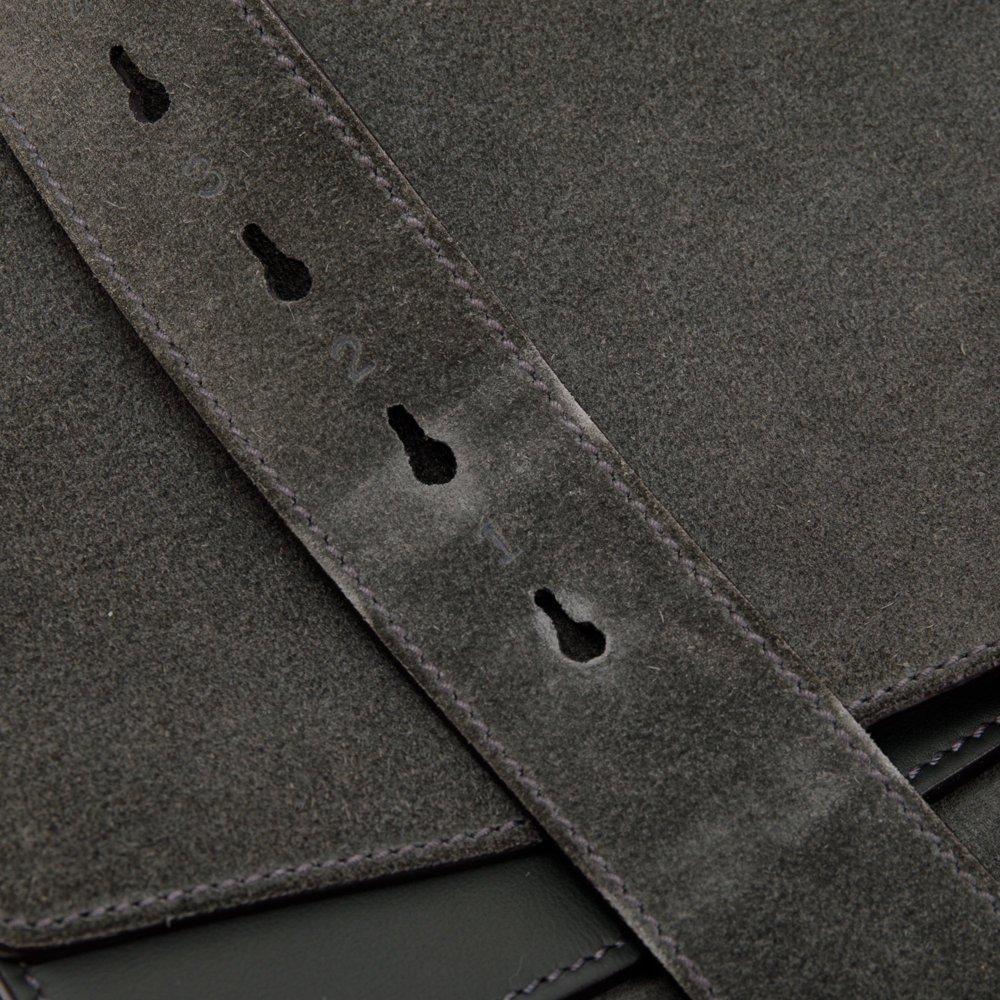 Gucci Grey Suede Medium Dionysus Messenger Bag