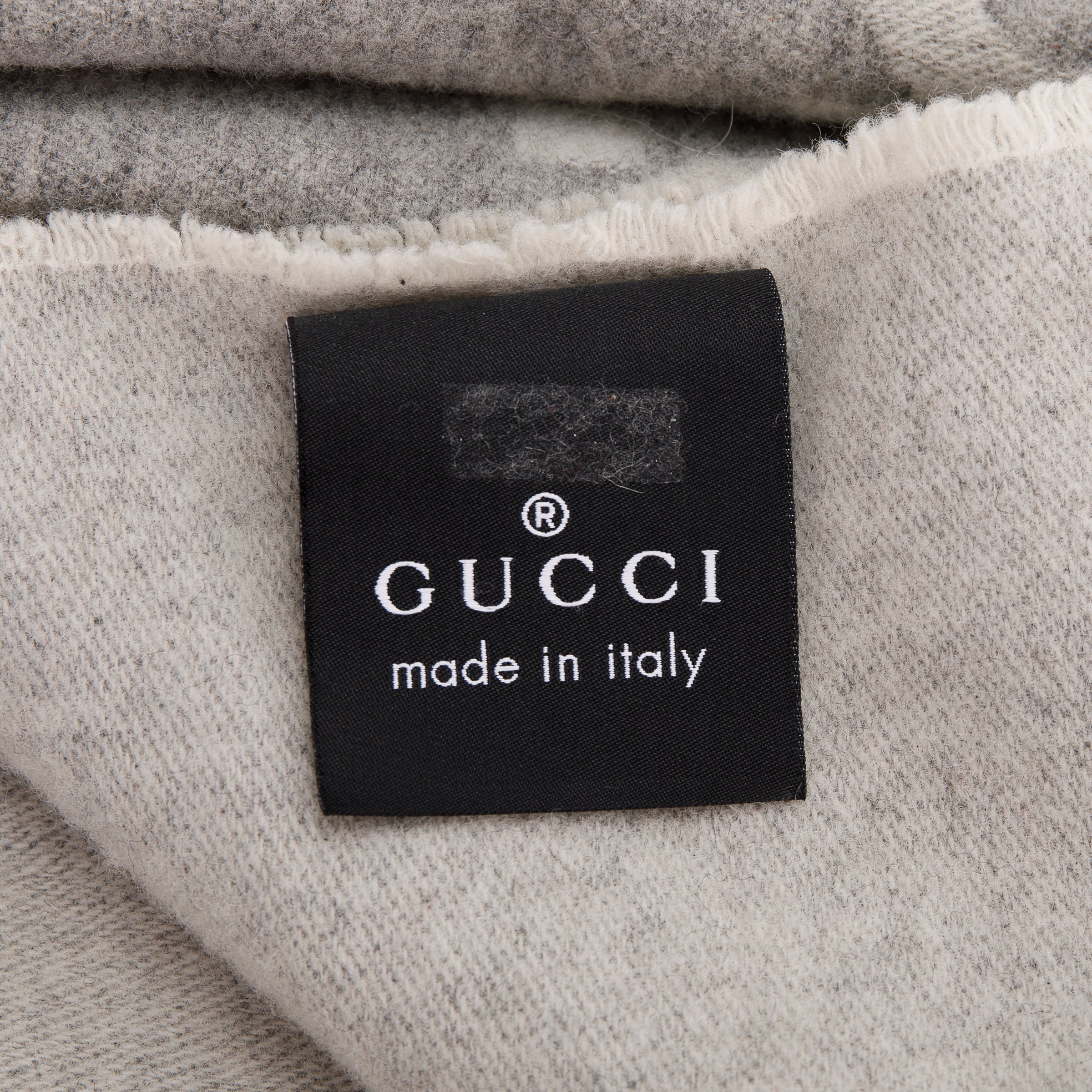 Gucci Grey Wool & Cashmere GG Pattern Throw Blanket w/ Box
