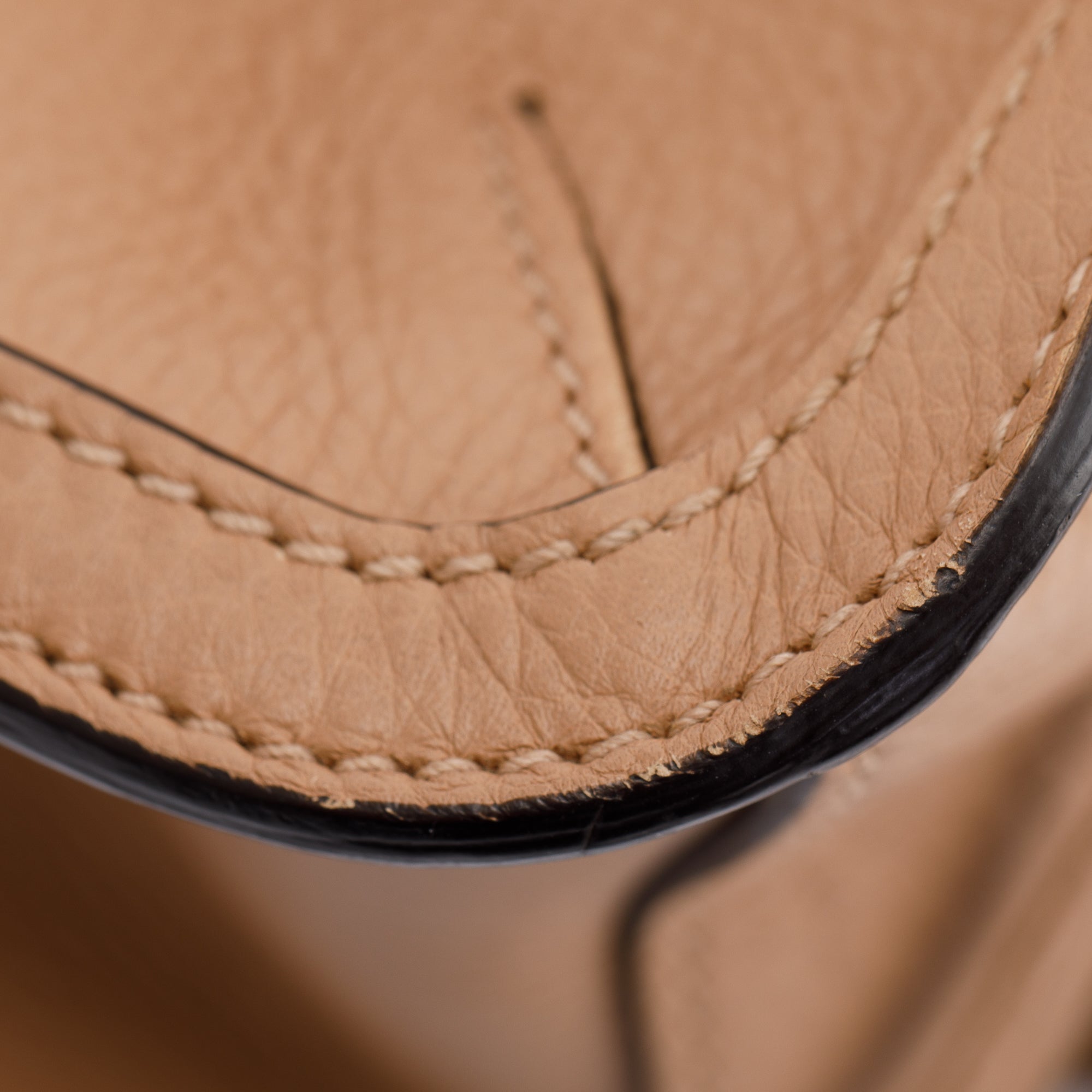 Gucci Leather Bamboo Daily Flap Bag