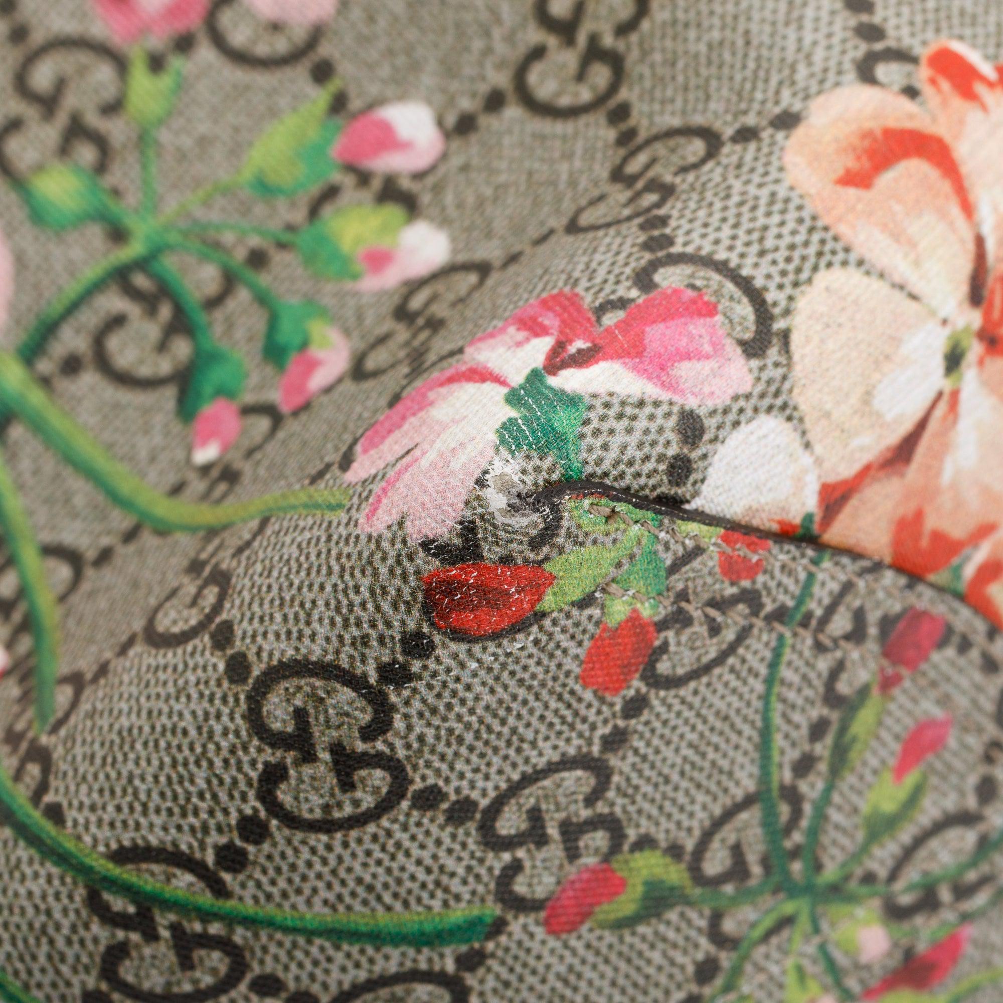 Gucci Medium Reversible GG Supreme Blooms Tote