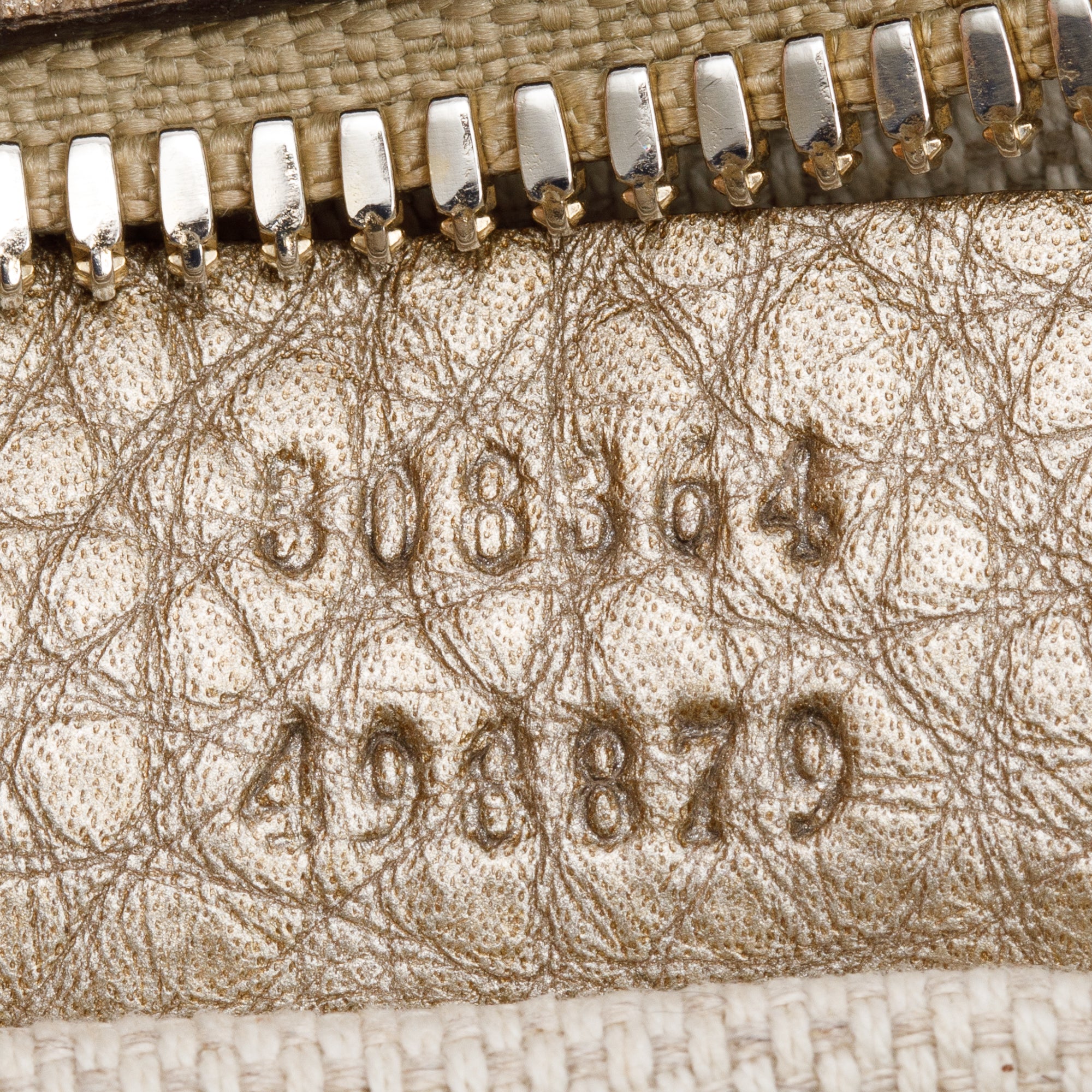 Gucci Metallic Gold Pebbled Calfskin Leather Small Soho Disco Bag