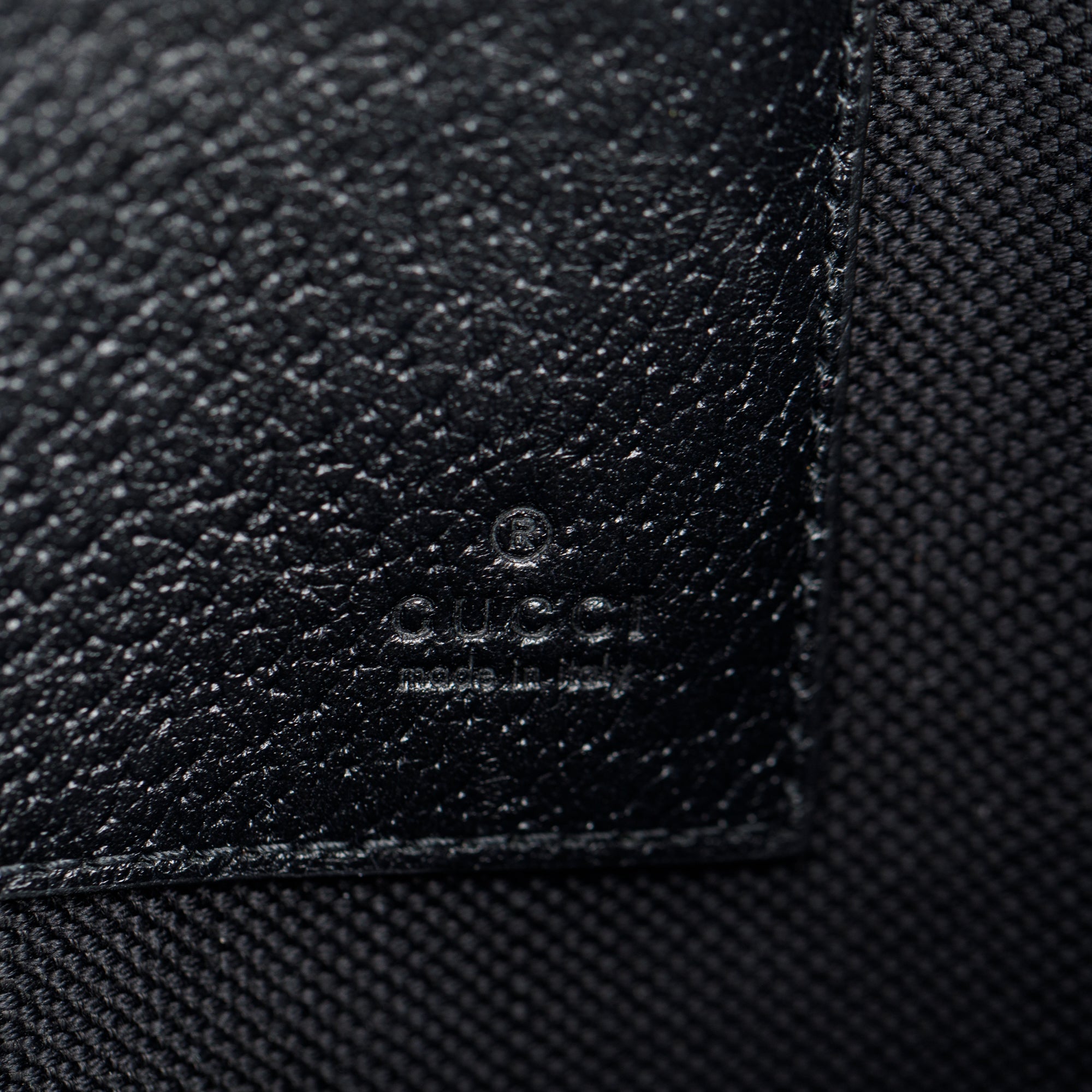 Gucci Multicolour GG Supreme Psychedelic Zip Wristlet Pouch