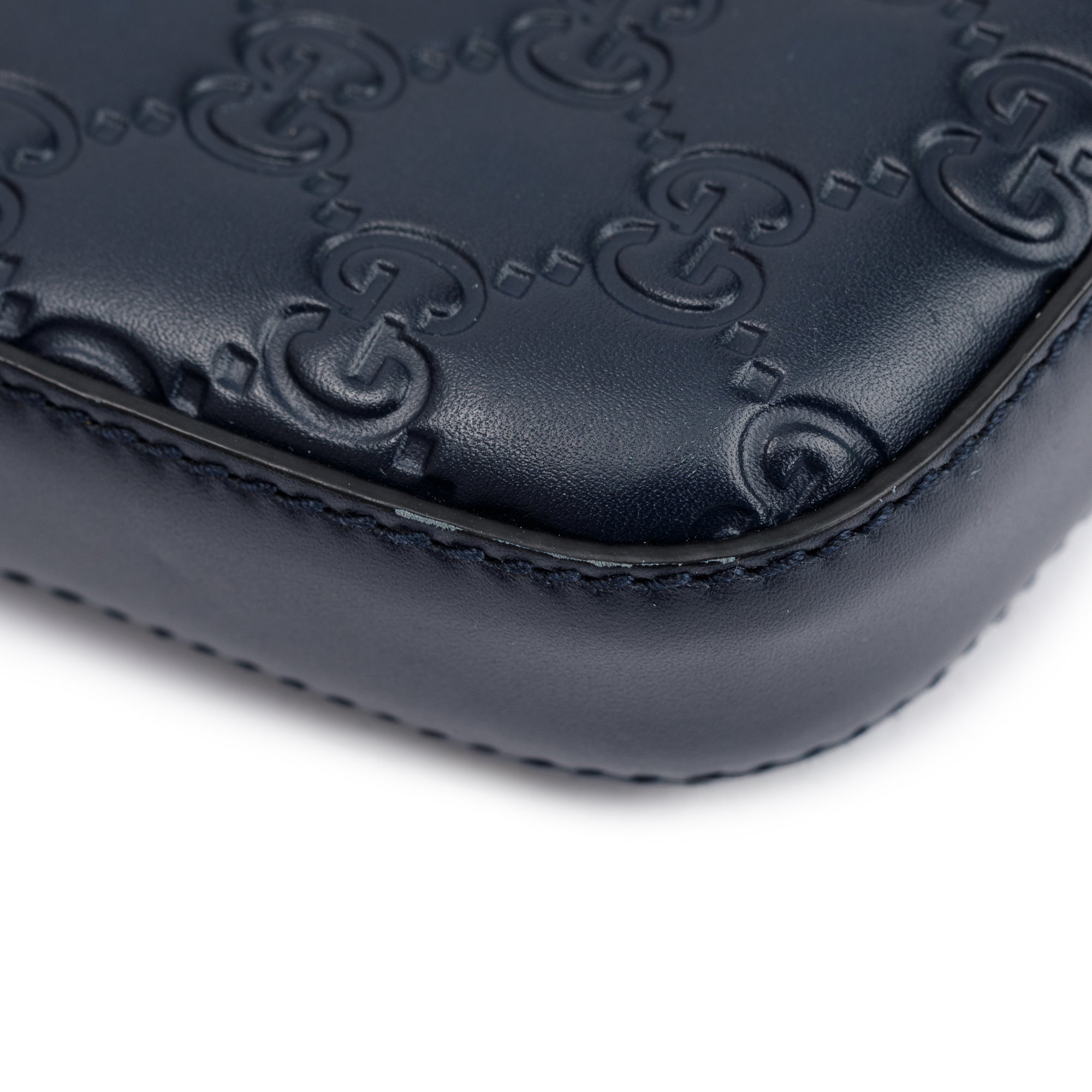 Gucci Navy GG Signature Leather Medium Messenger Bag