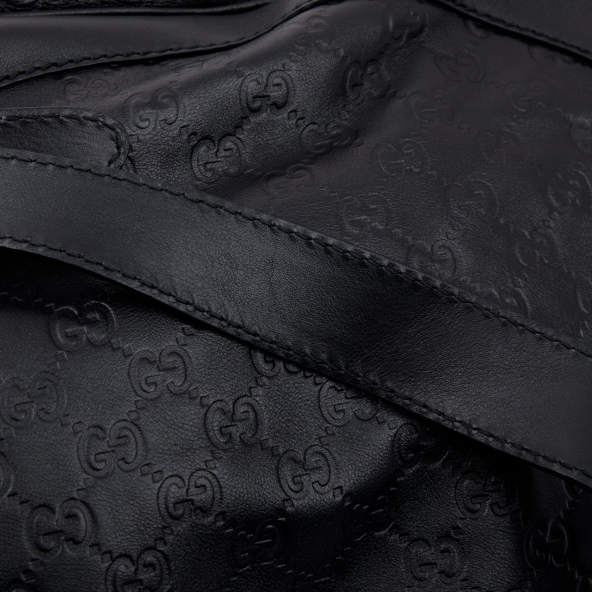 Gucci Signature Leather Medium Charlotte Hobo