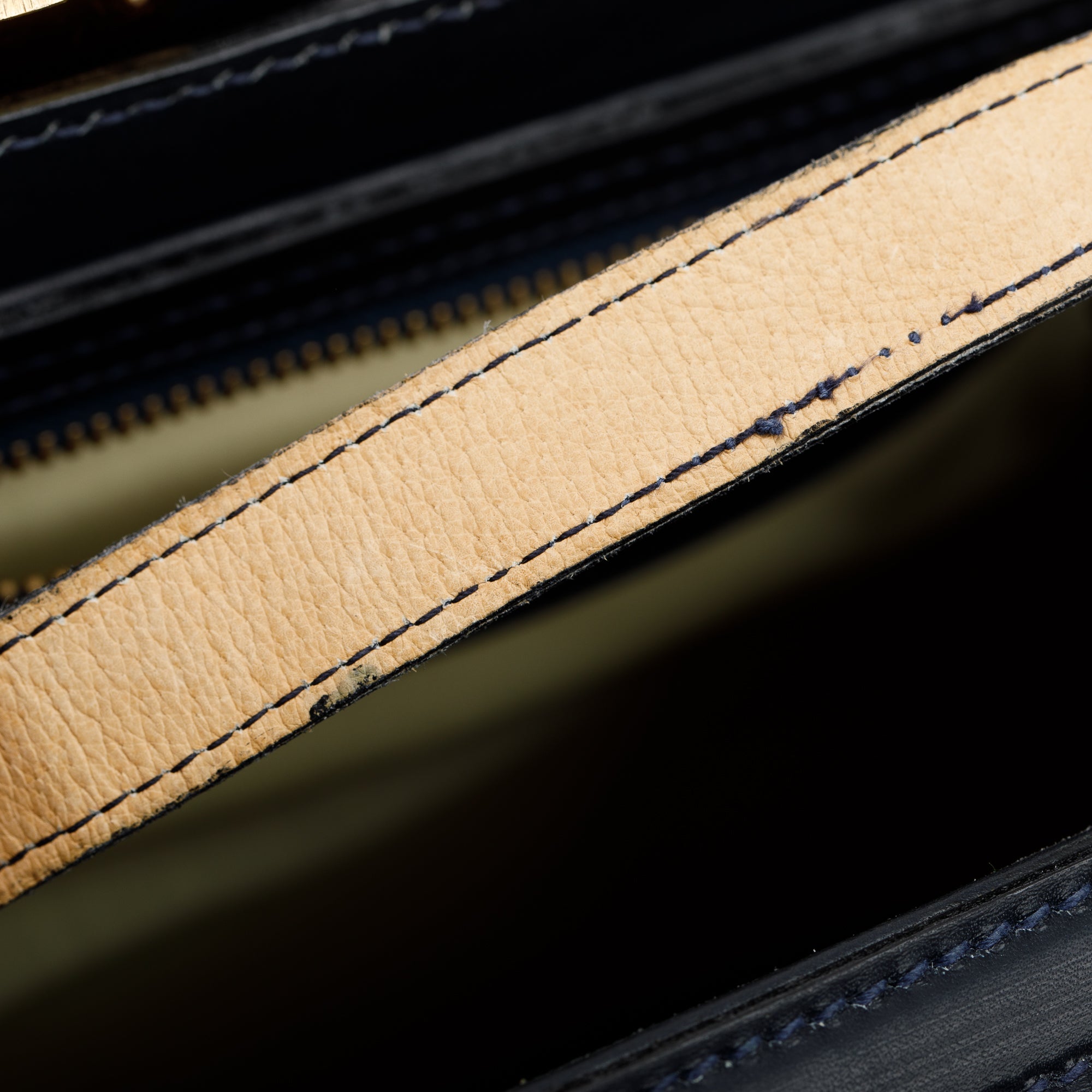 Gucci Vintage Blue GG Supreme Canvas Vanity Train Case